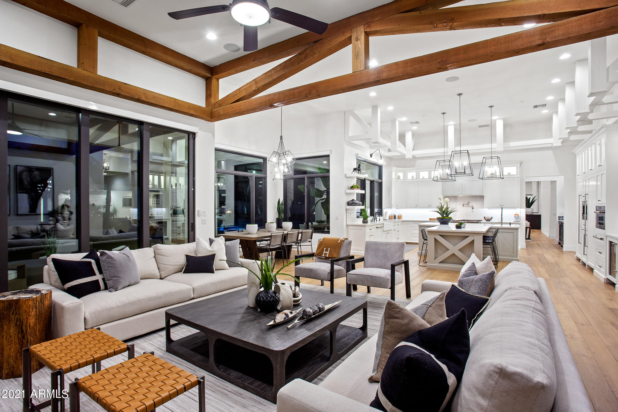 LA COLINA PER MCR 177-35 - Residential