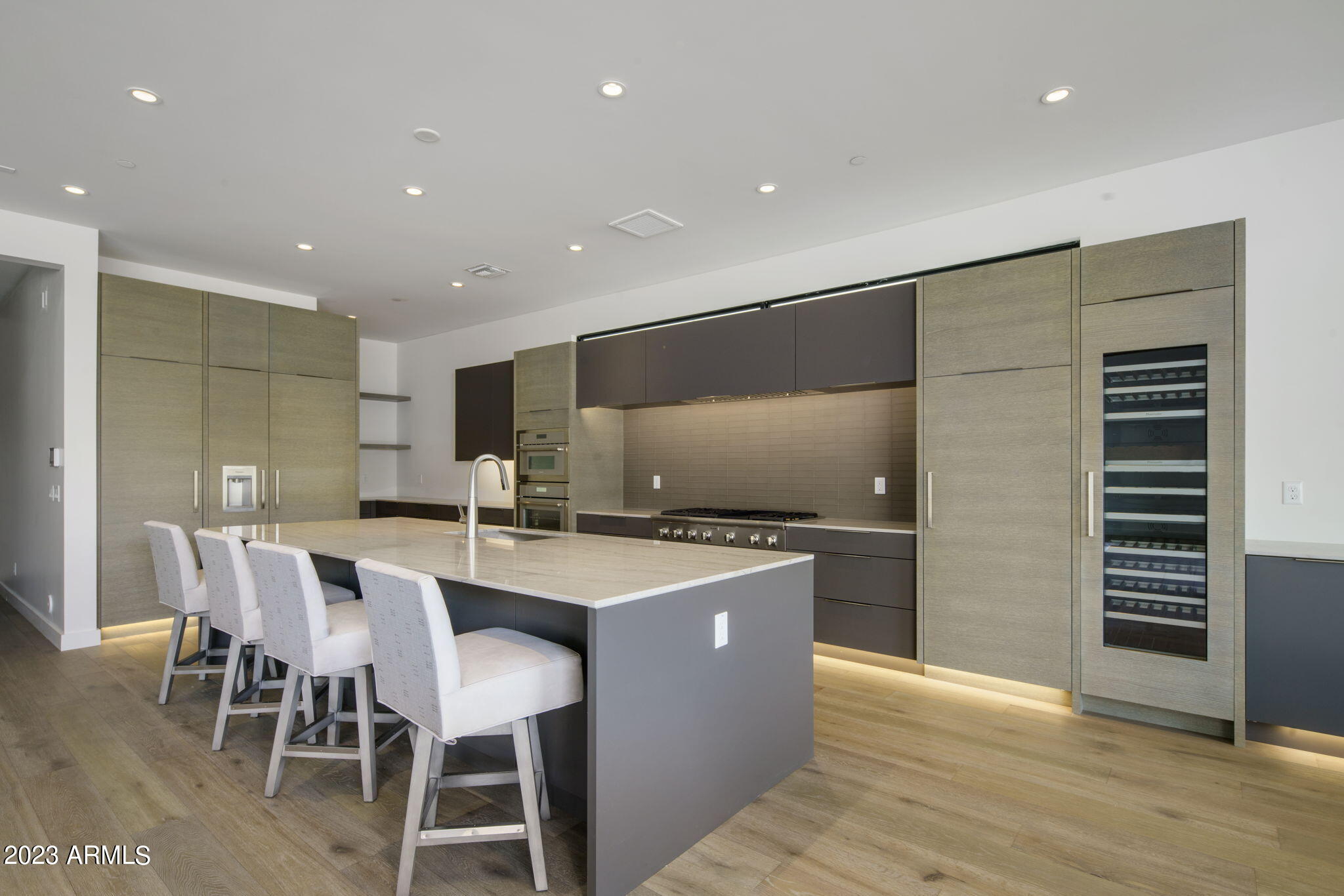 PHOENICIAN PARCEL F - Residential