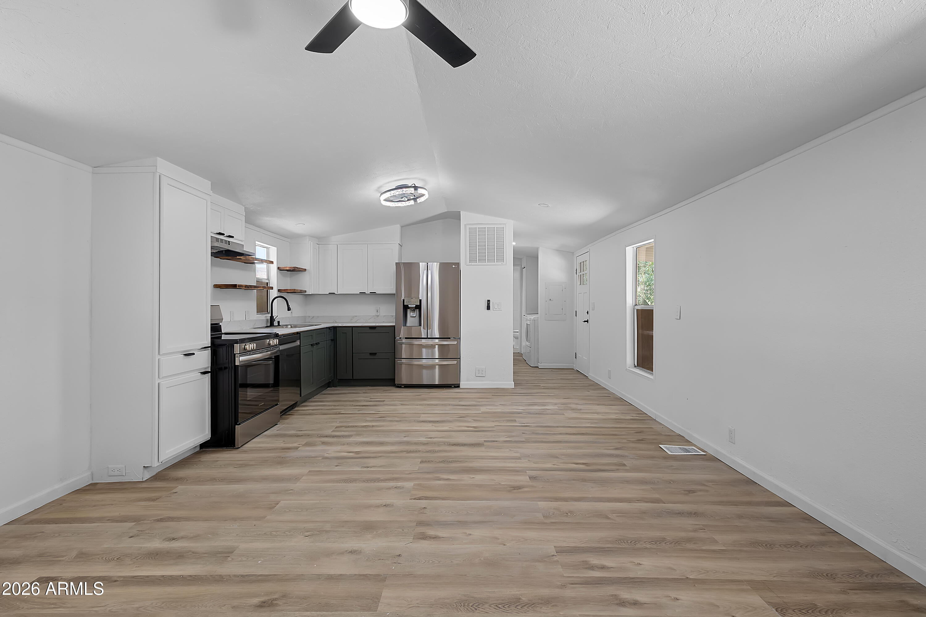 WINDSONG Mobile Home Park - Residential
