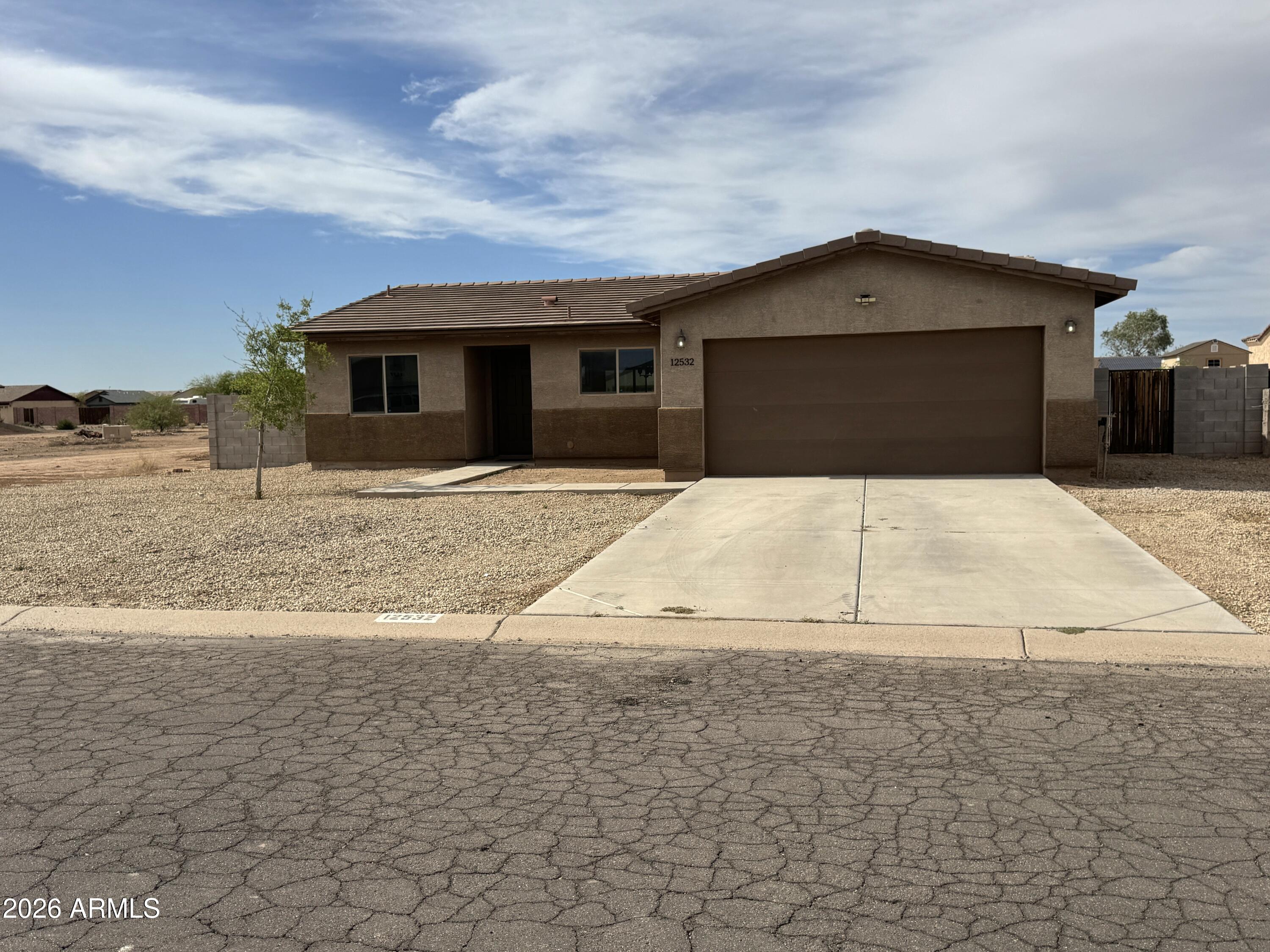 ARIZONA CITY UNIT FIFTEEN - Residential