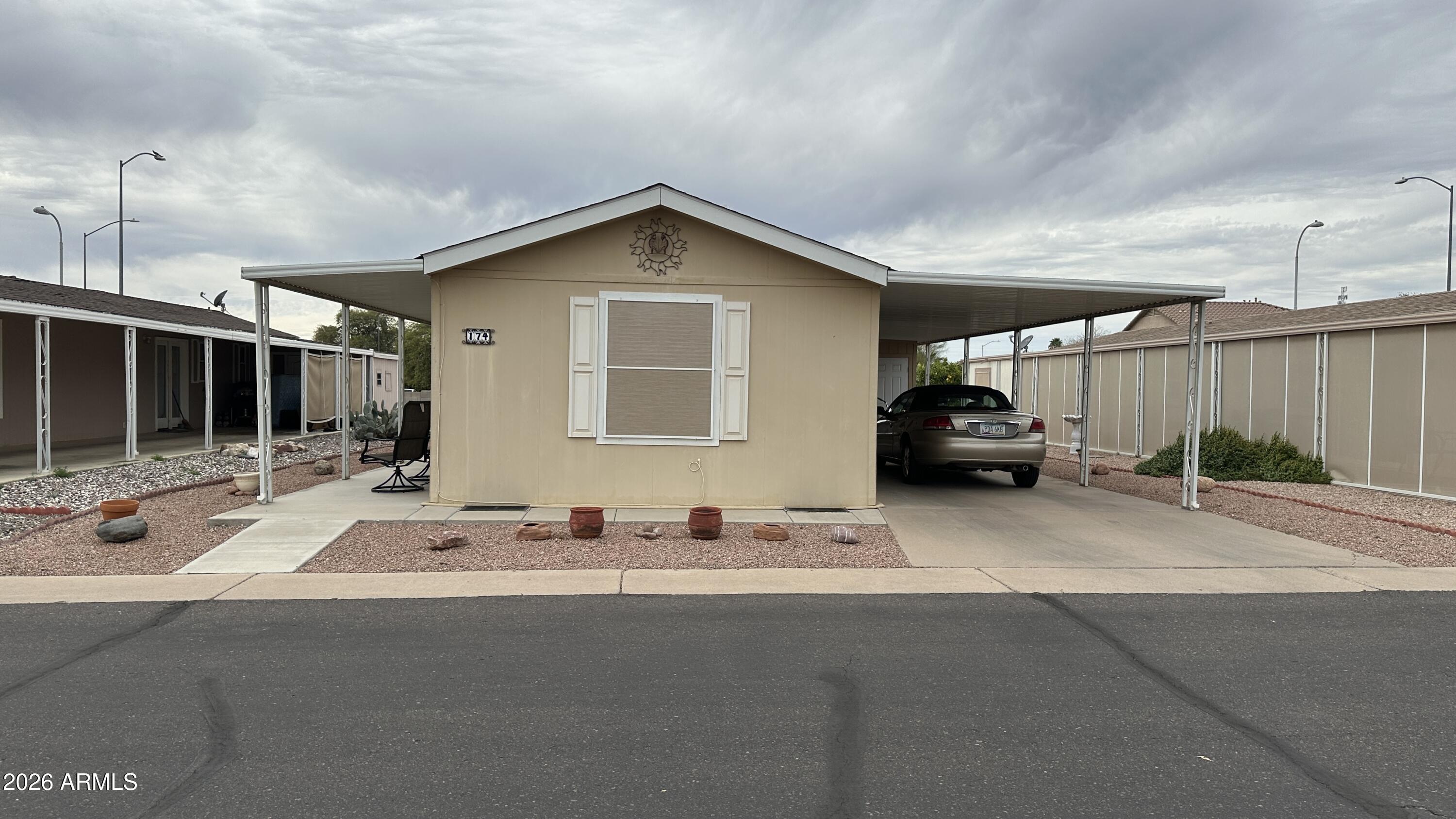 Pueblo  Manor - Residential