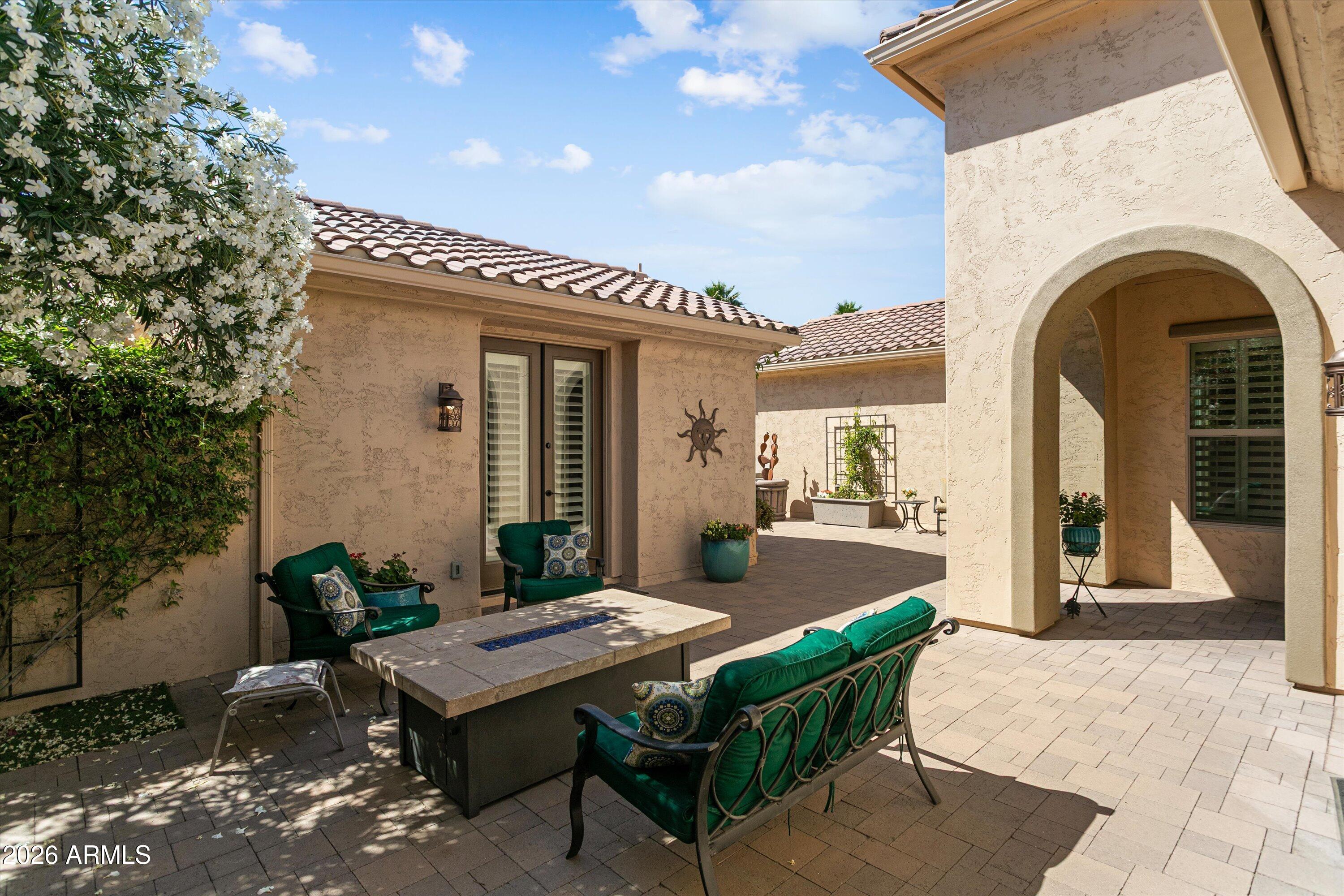 PEBBLECREEK - Residential
