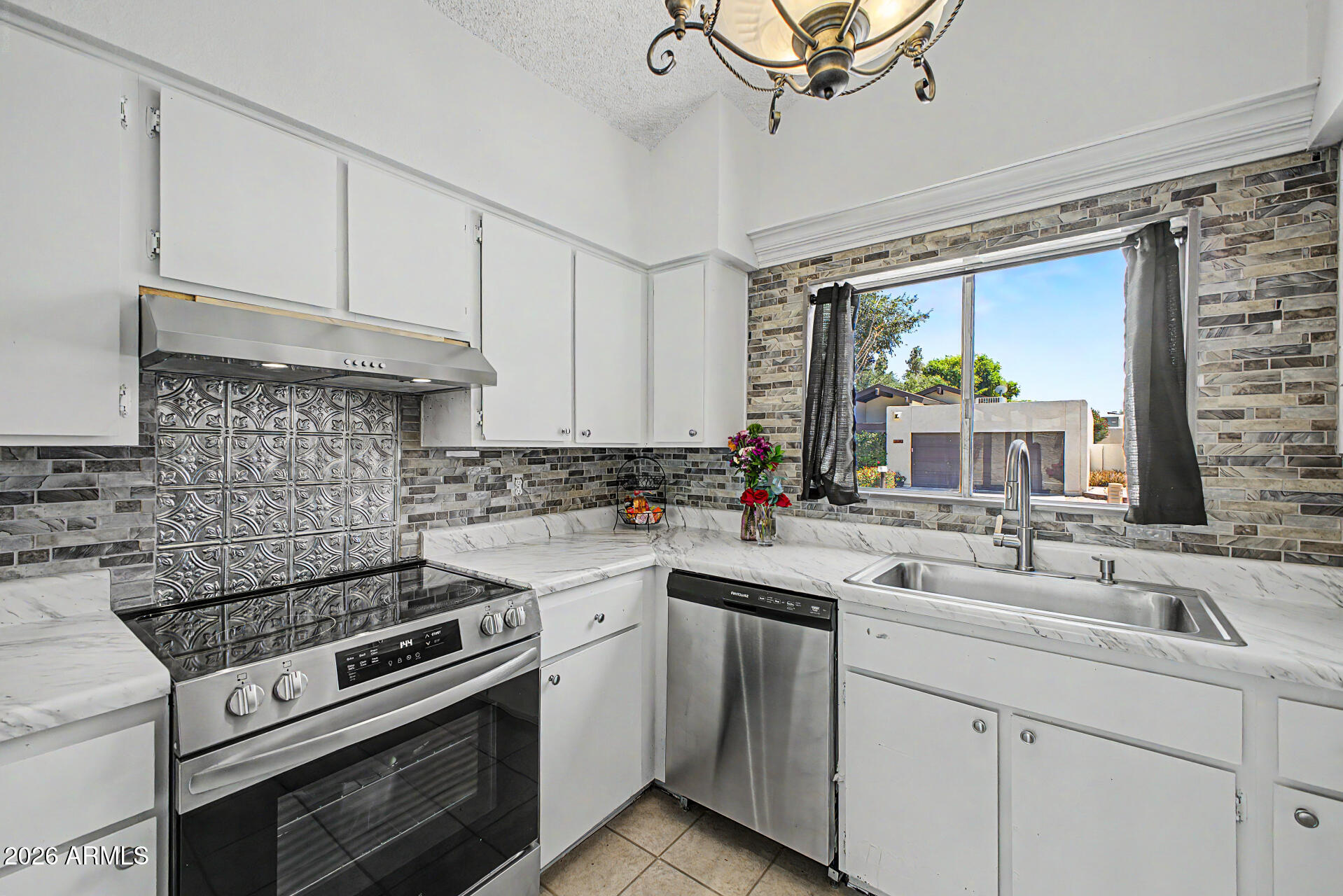 GOLDWATER LAKES - Residential
