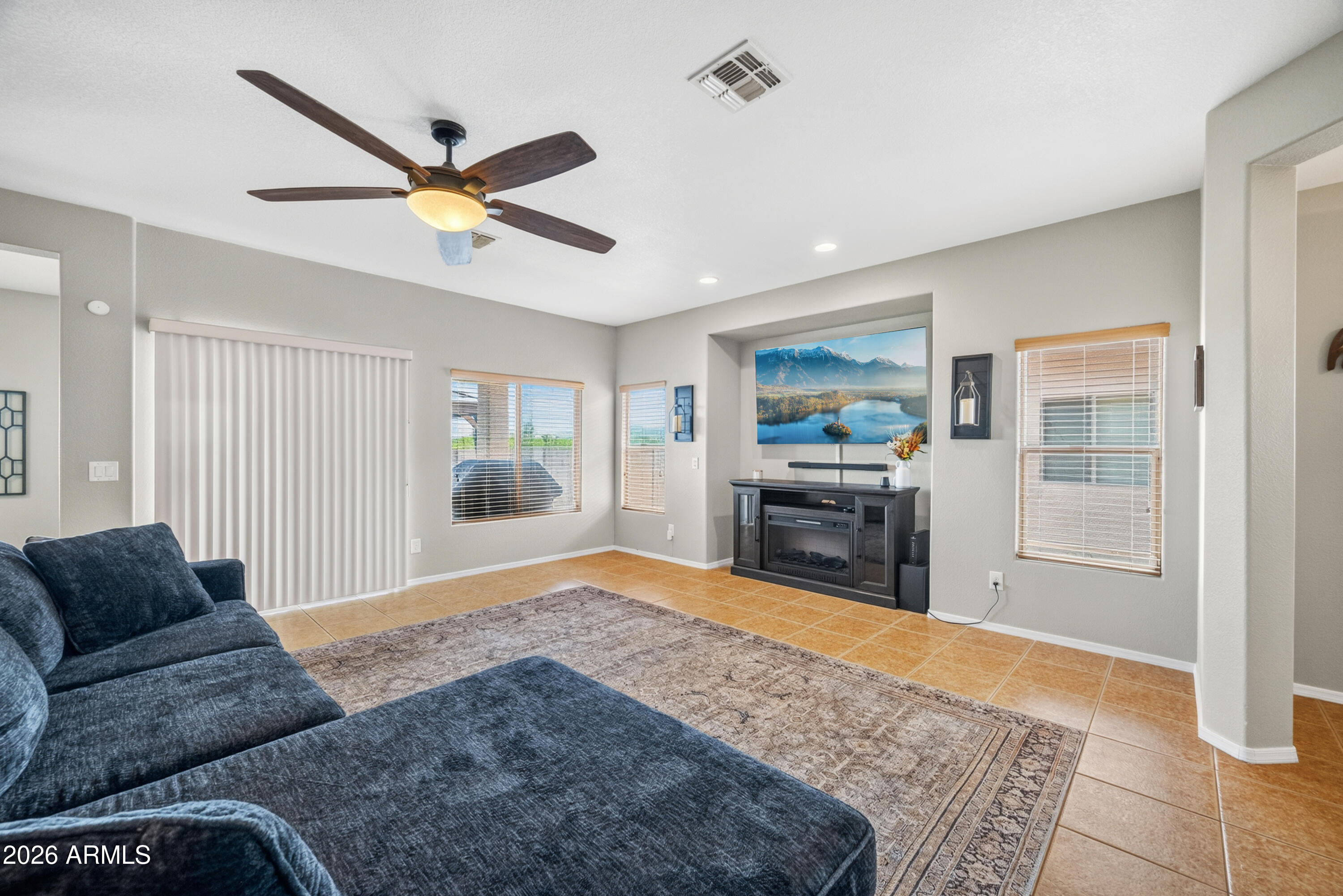 CHAPARRAL VILLAGE NORTH 6A - Residential