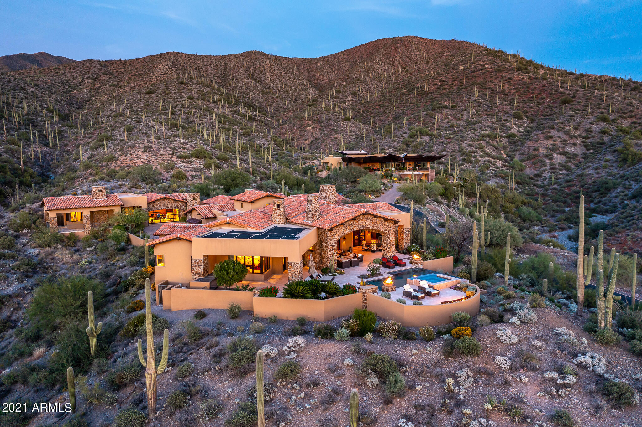 DESERT MOUNTAIN - Residential
