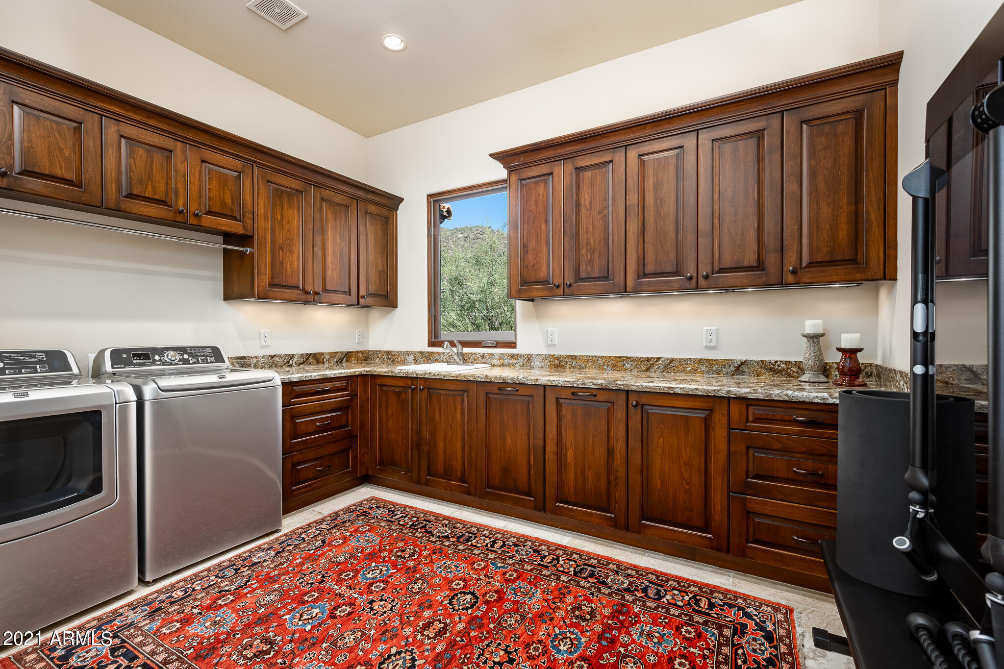 DESERT MOUNTAIN - Residential