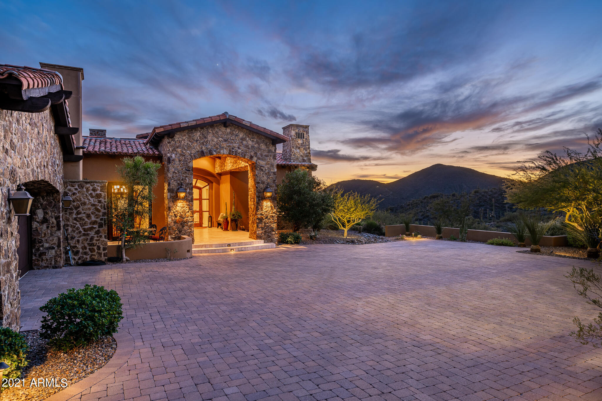 DESERT MOUNTAIN - Residential