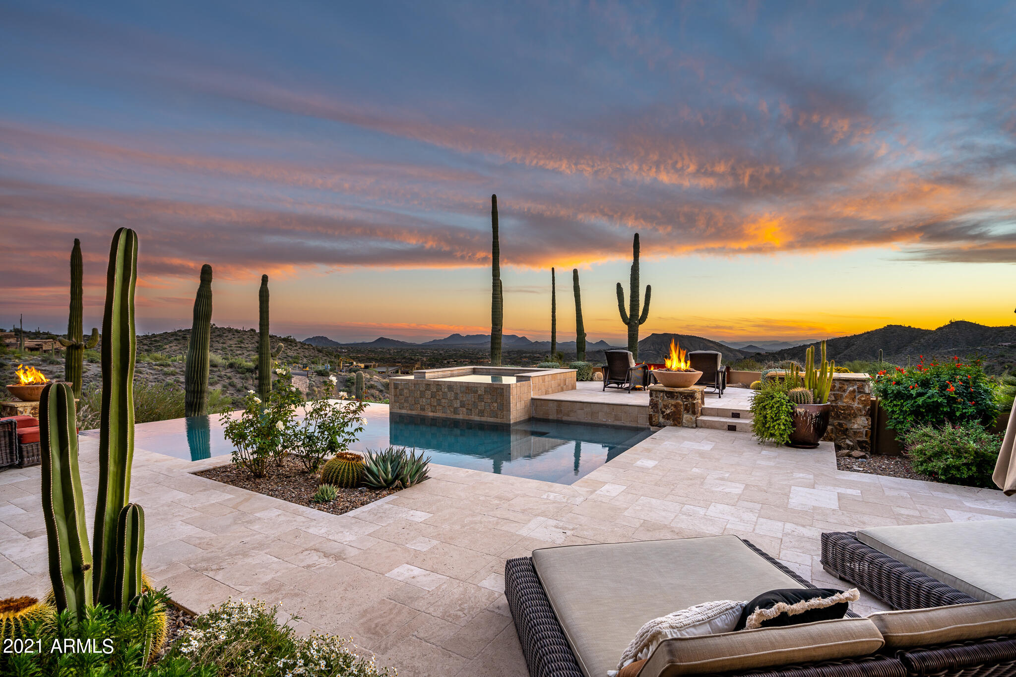 DESERT MOUNTAIN - Residential