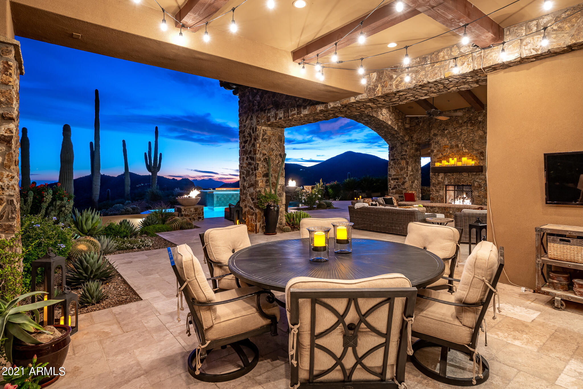 DESERT MOUNTAIN - Residential