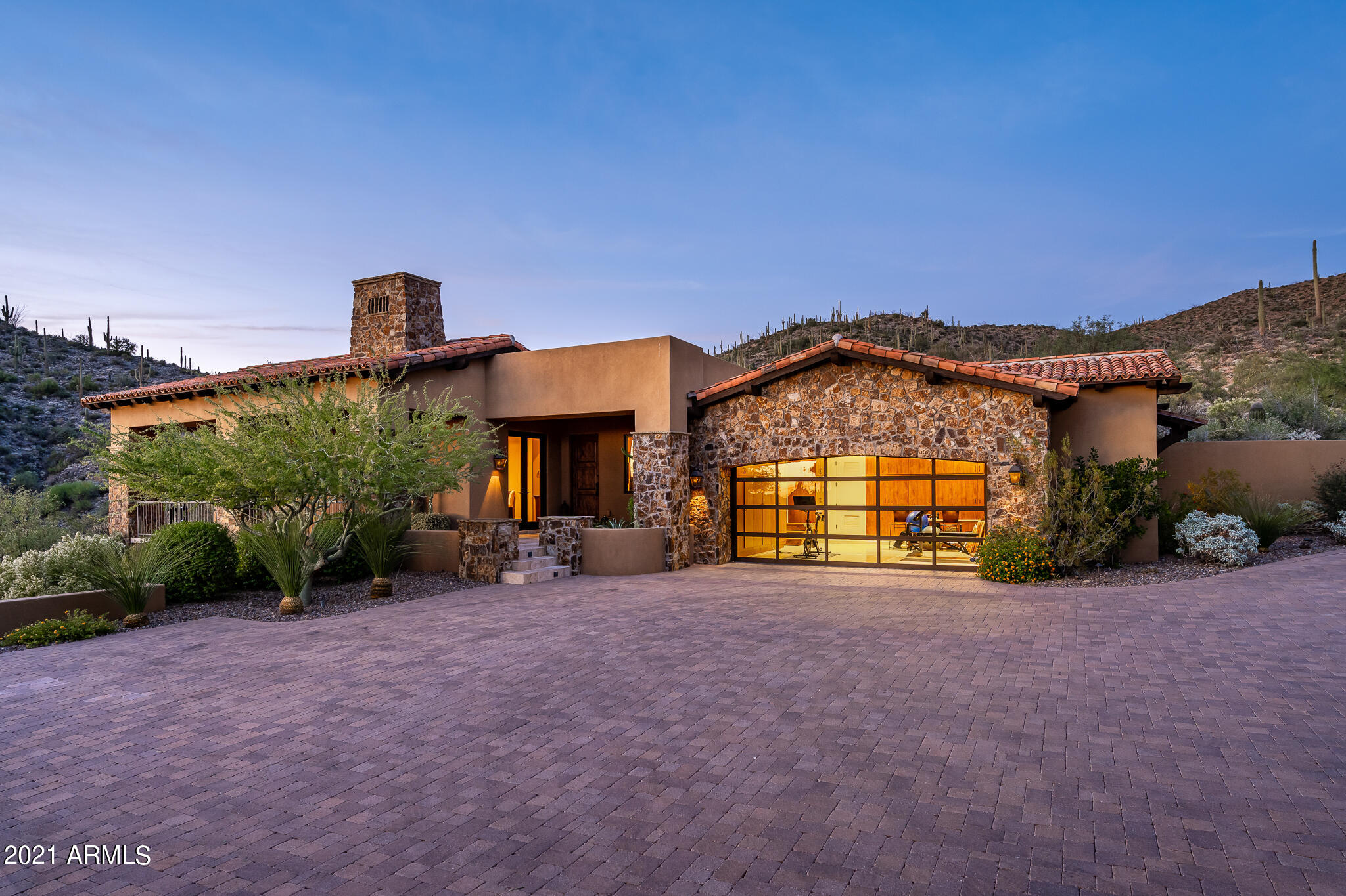 DESERT MOUNTAIN - Residential