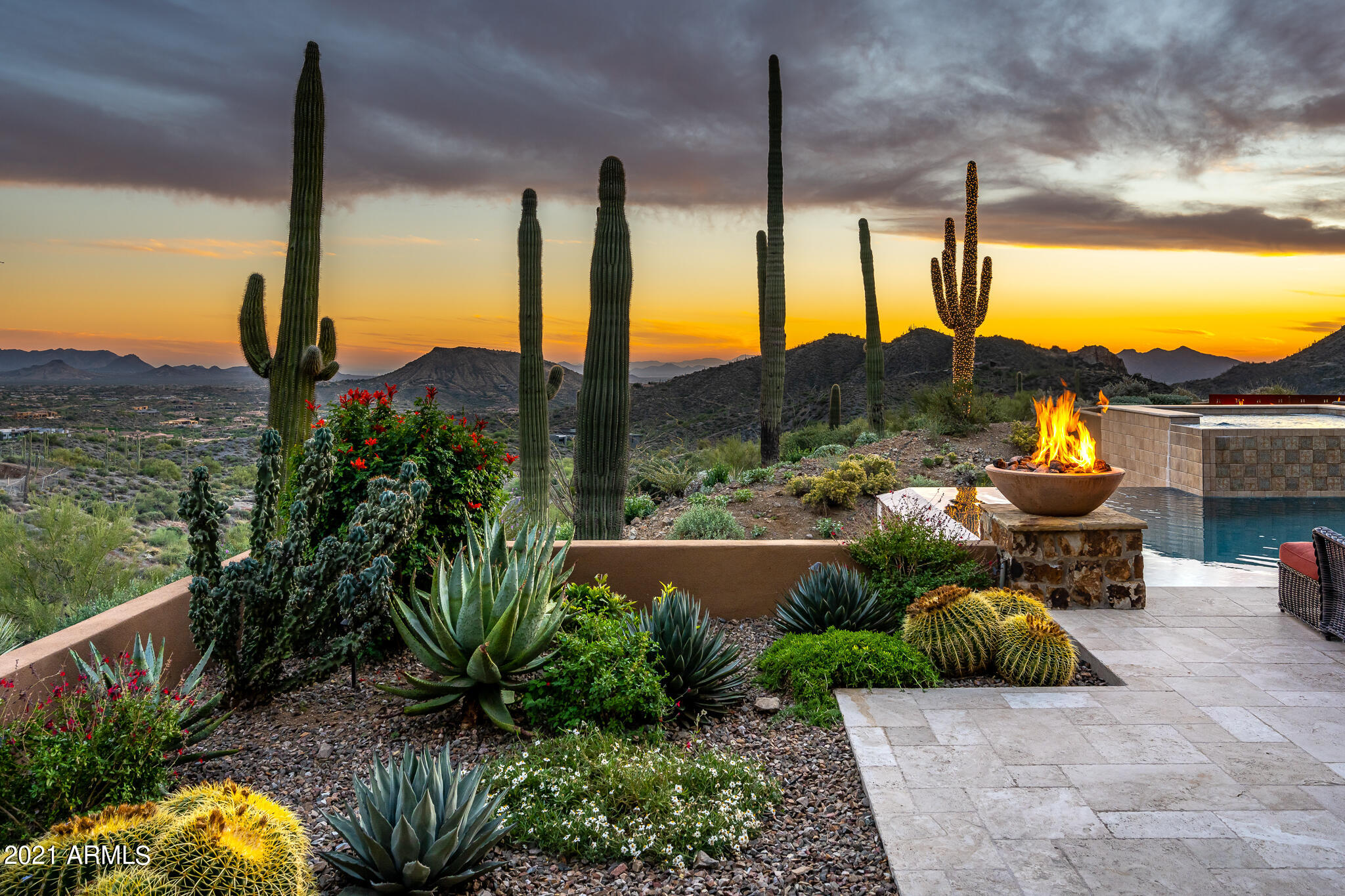 DESERT MOUNTAIN - Residential