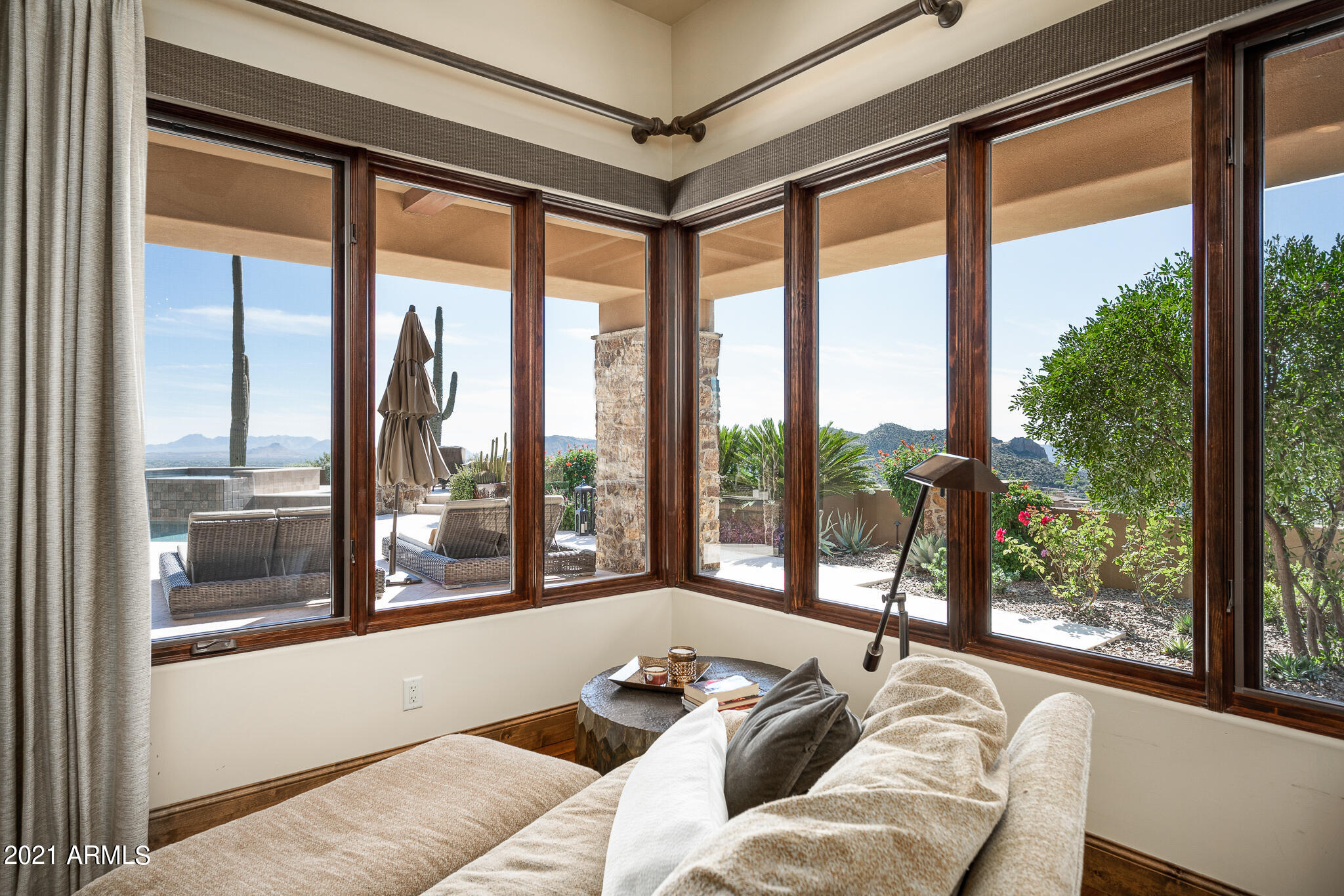 DESERT MOUNTAIN - Residential