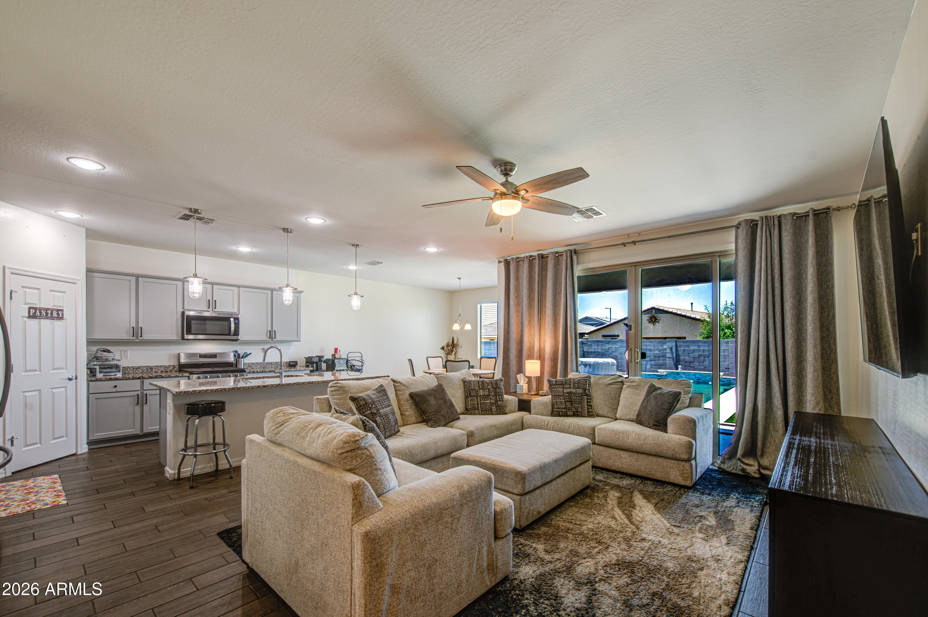 BLUE HORIZONS PARCEL 20 REPLAT - Residential