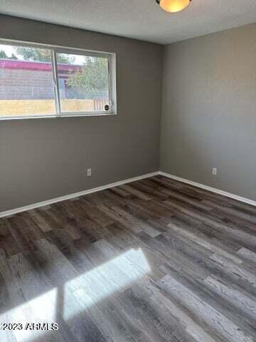 TOWN & COUNTRY ESTATES 12 - Residential Lease