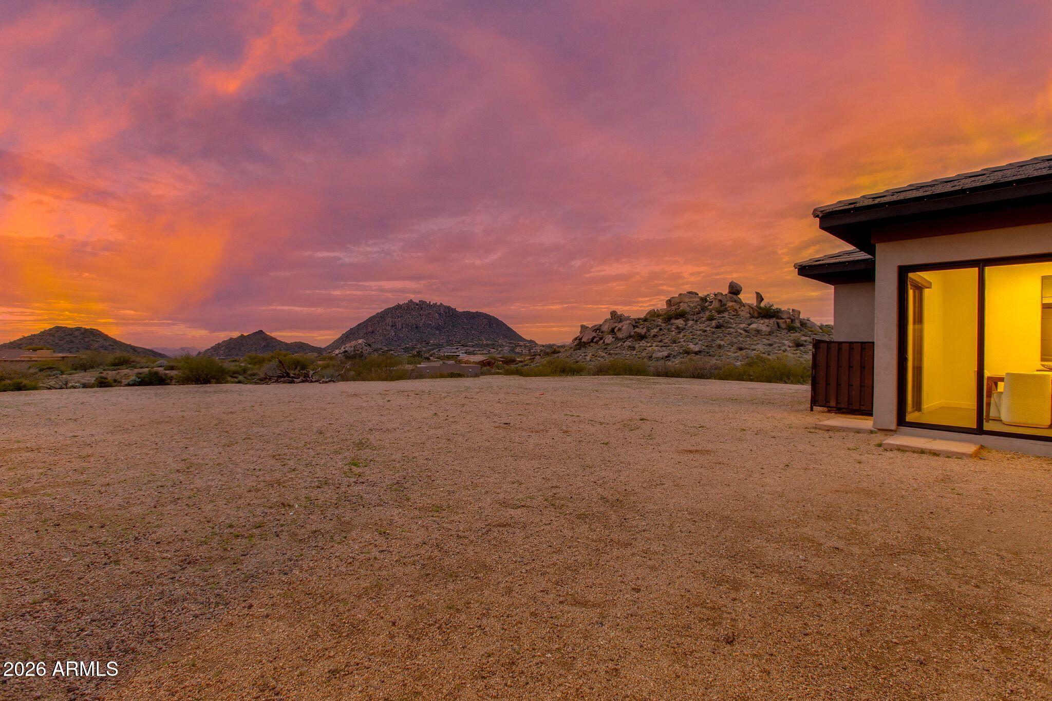 SERENO CANYON - Residential