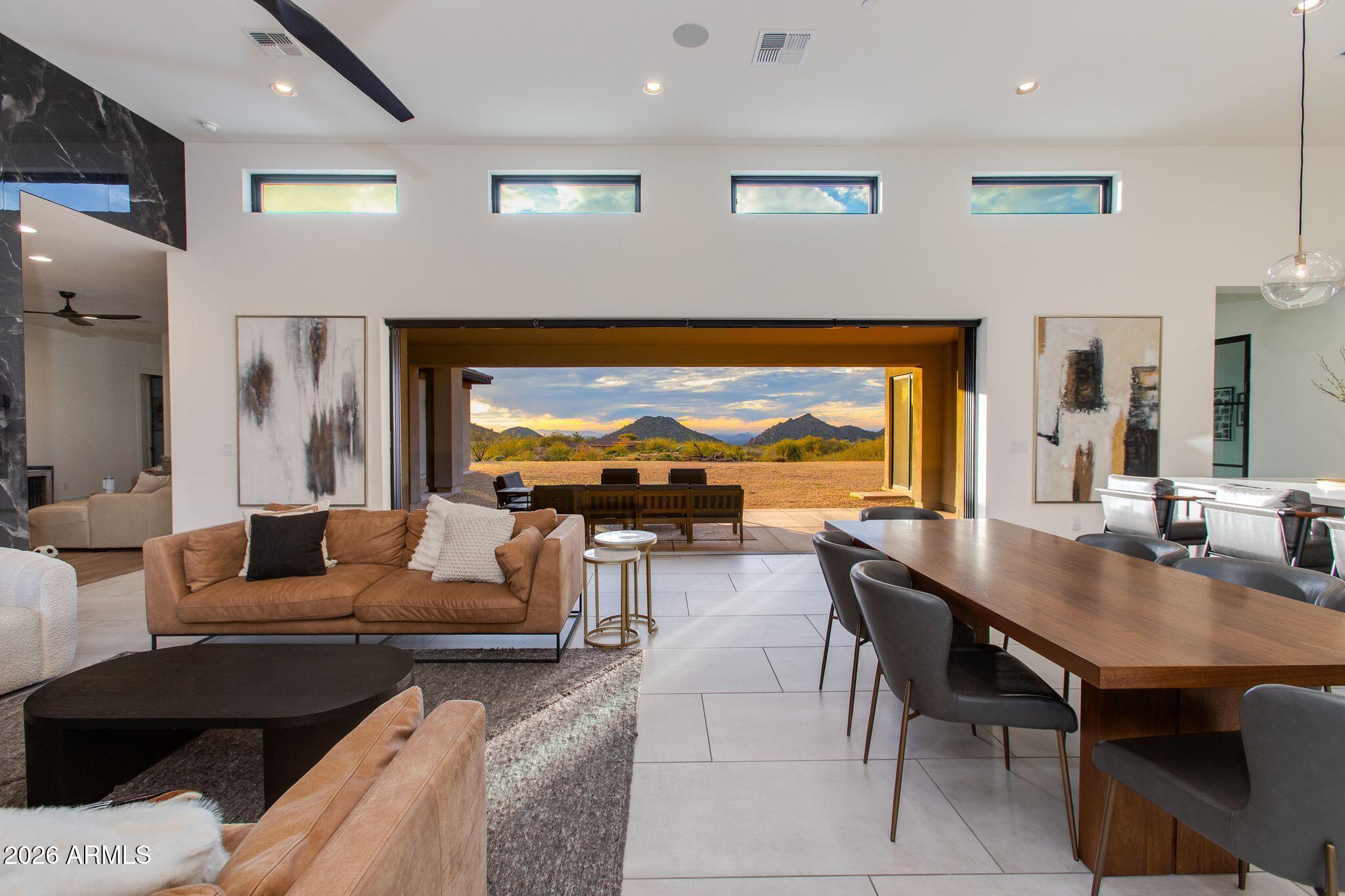 SERENO CANYON - Residential