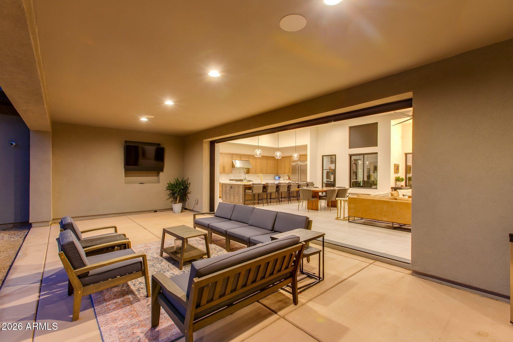 SERENO CANYON - Residential