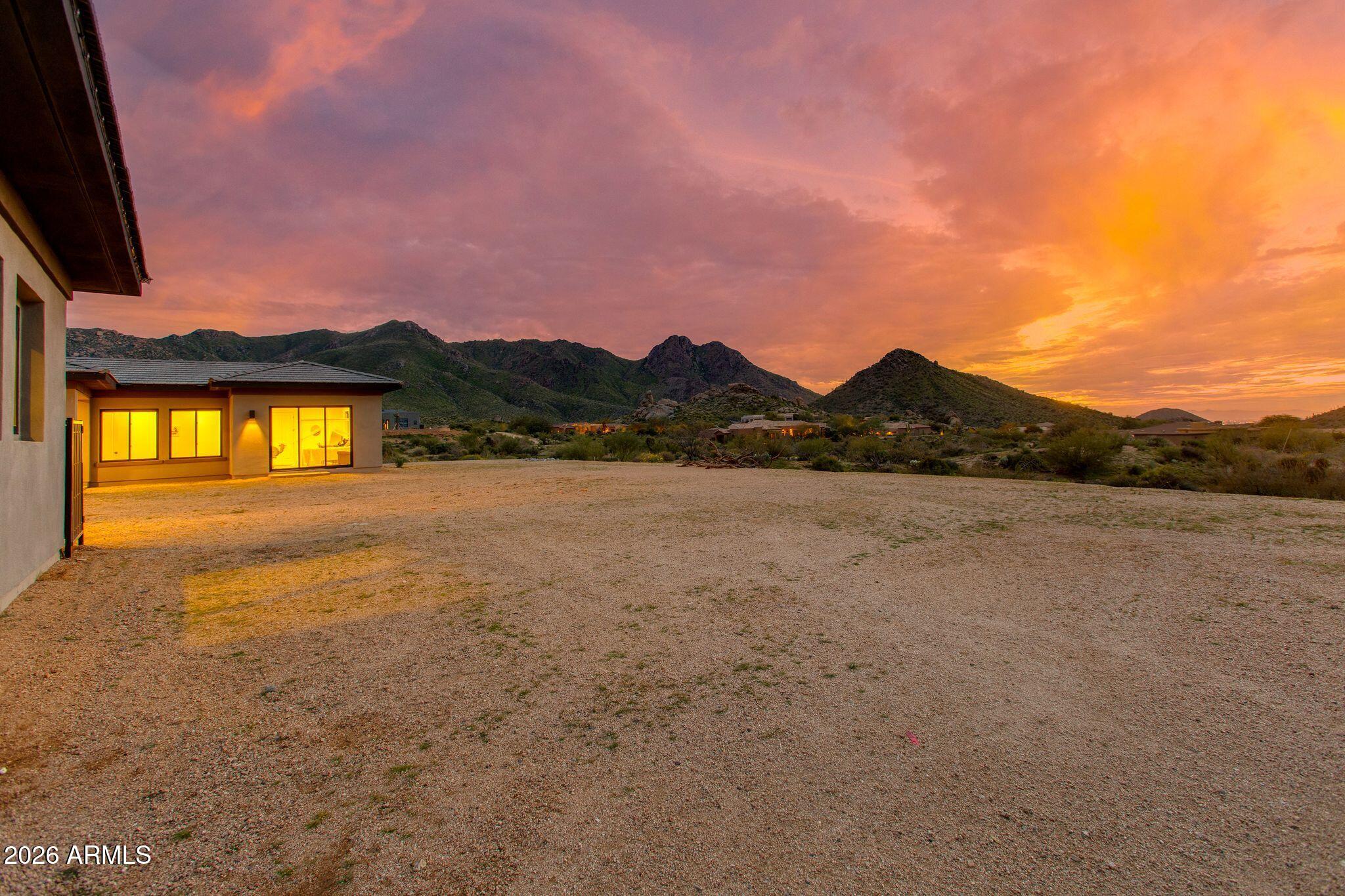 SERENO CANYON - Residential