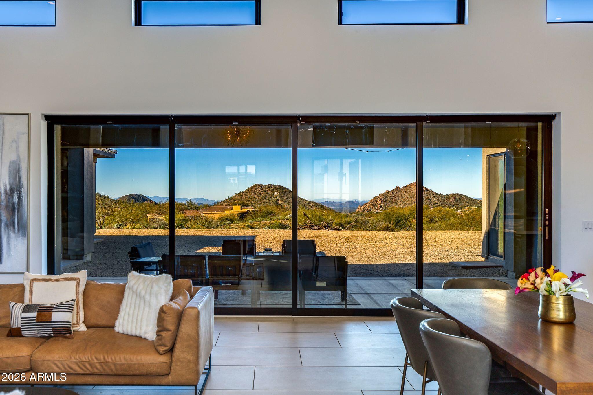 SERENO CANYON - Residential