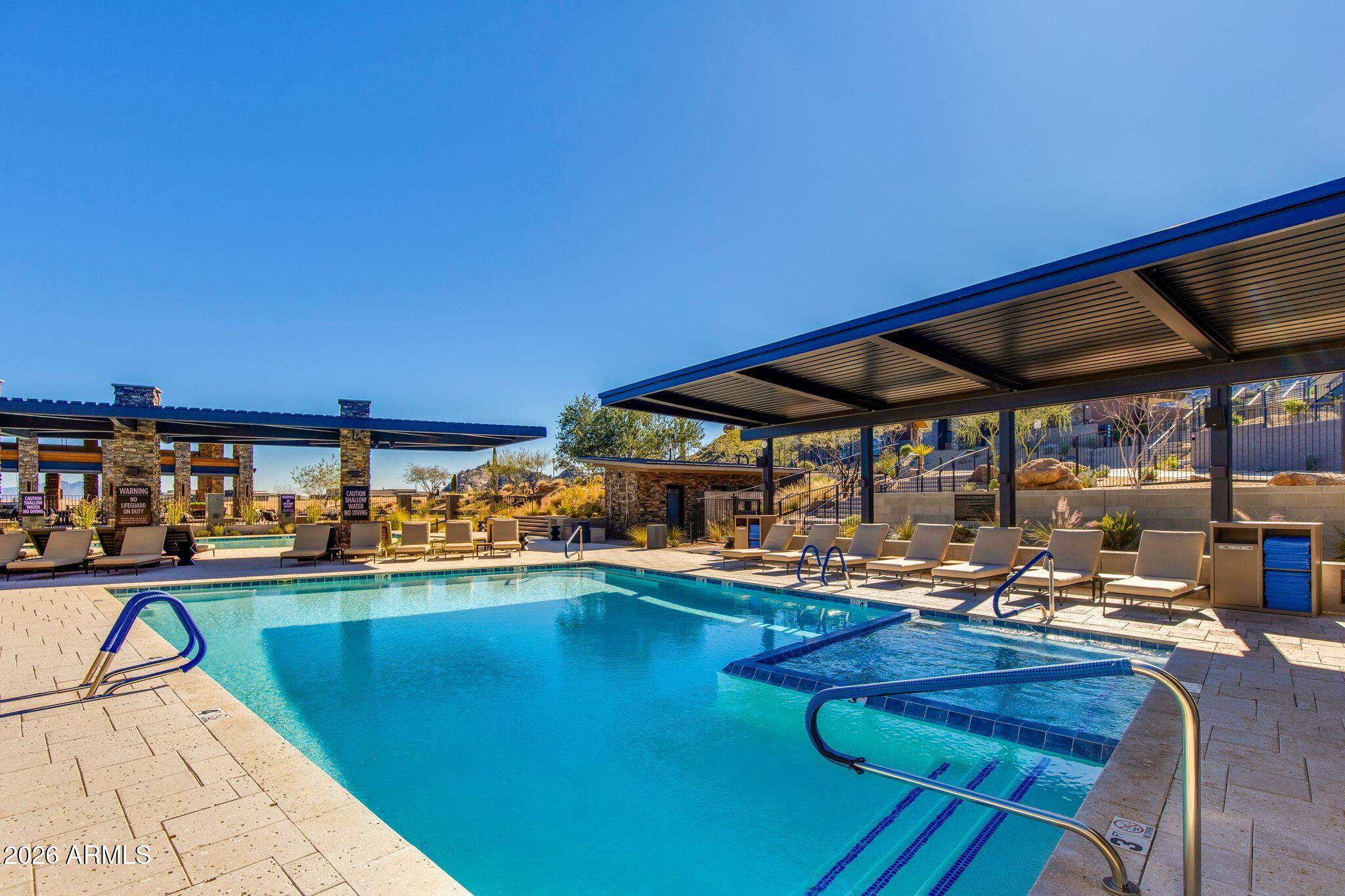 SERENO CANYON - Residential