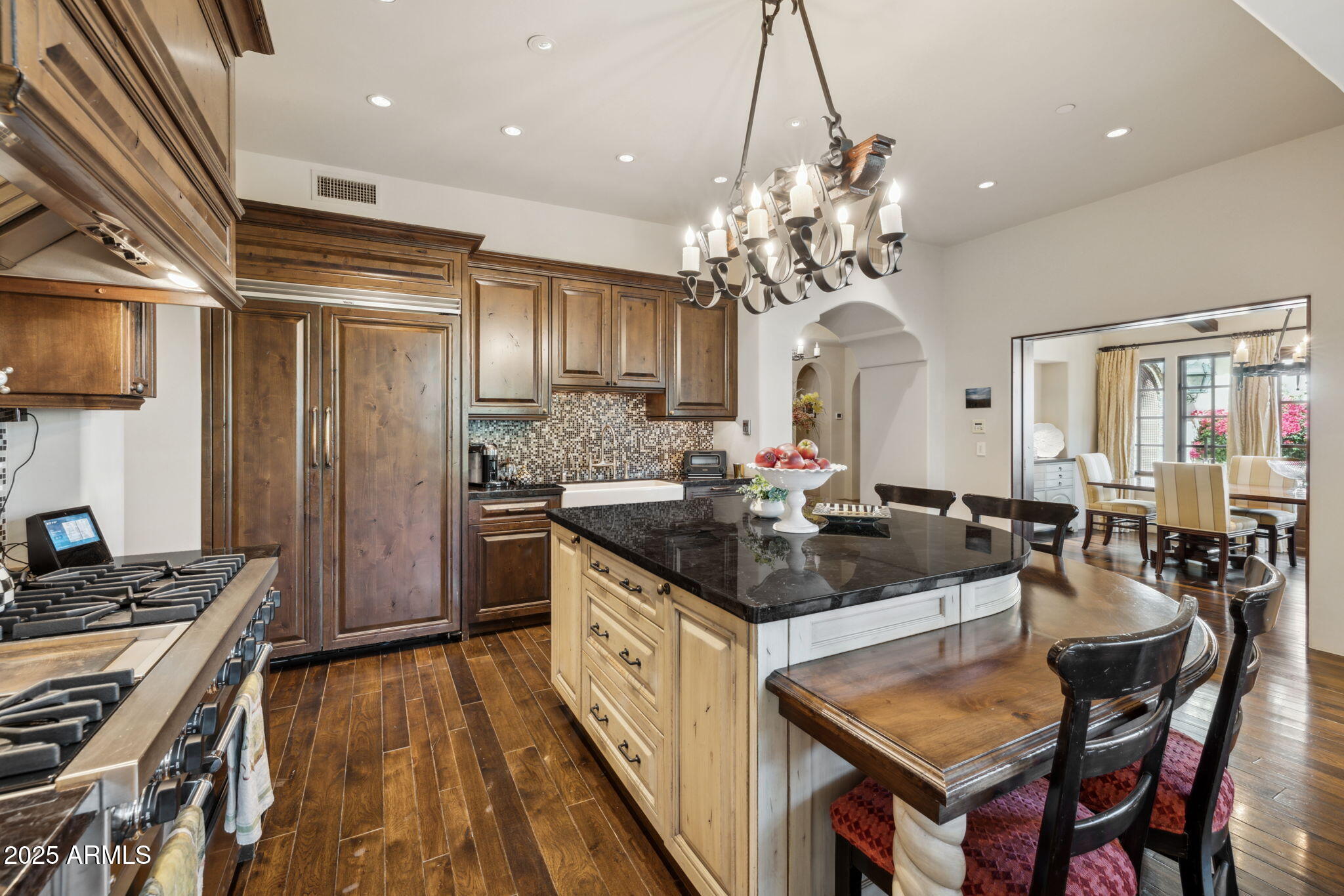Luxury Villas at Montelucia - Residential
