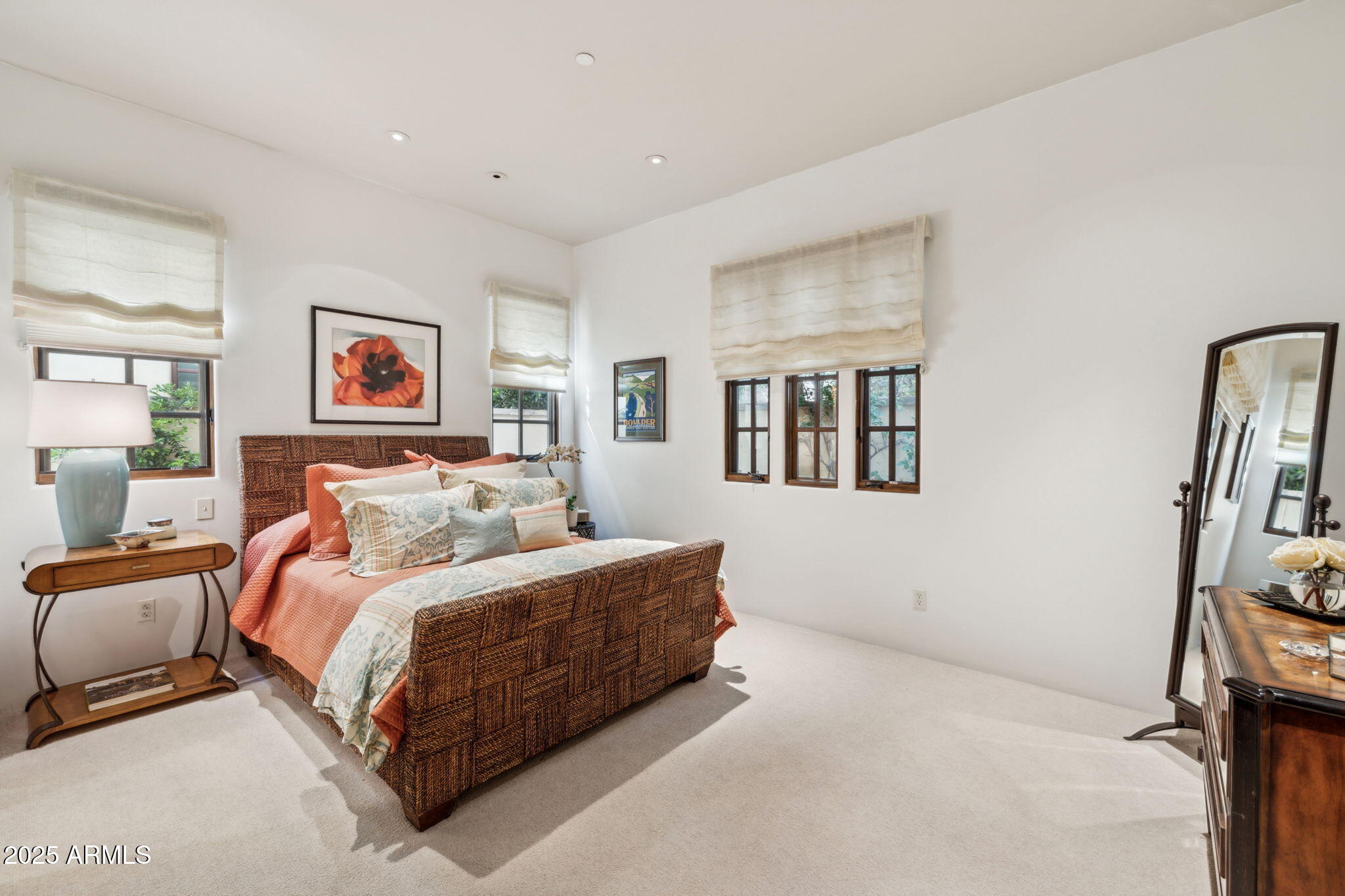 Luxury Villas at Montelucia - Residential