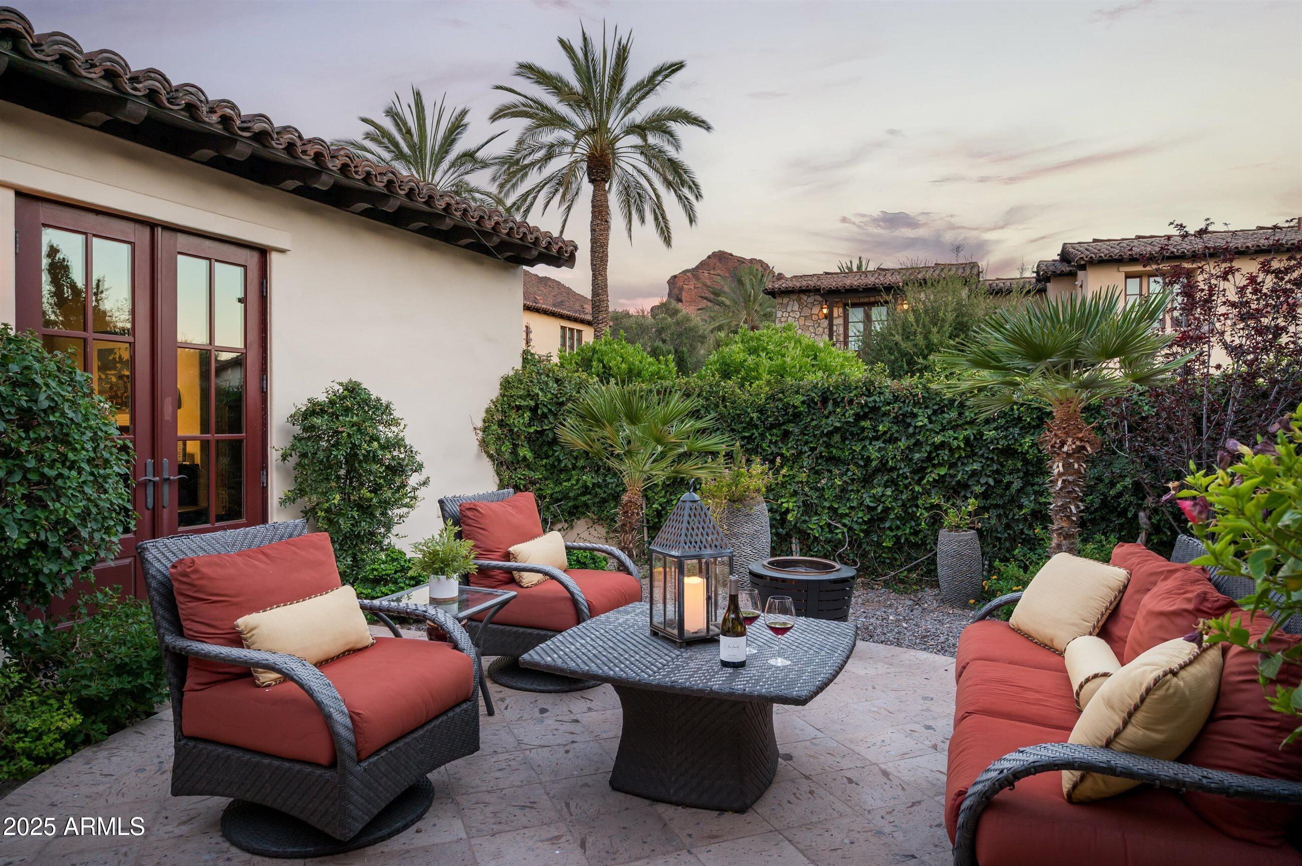 Luxury Villas at Montelucia - Residential