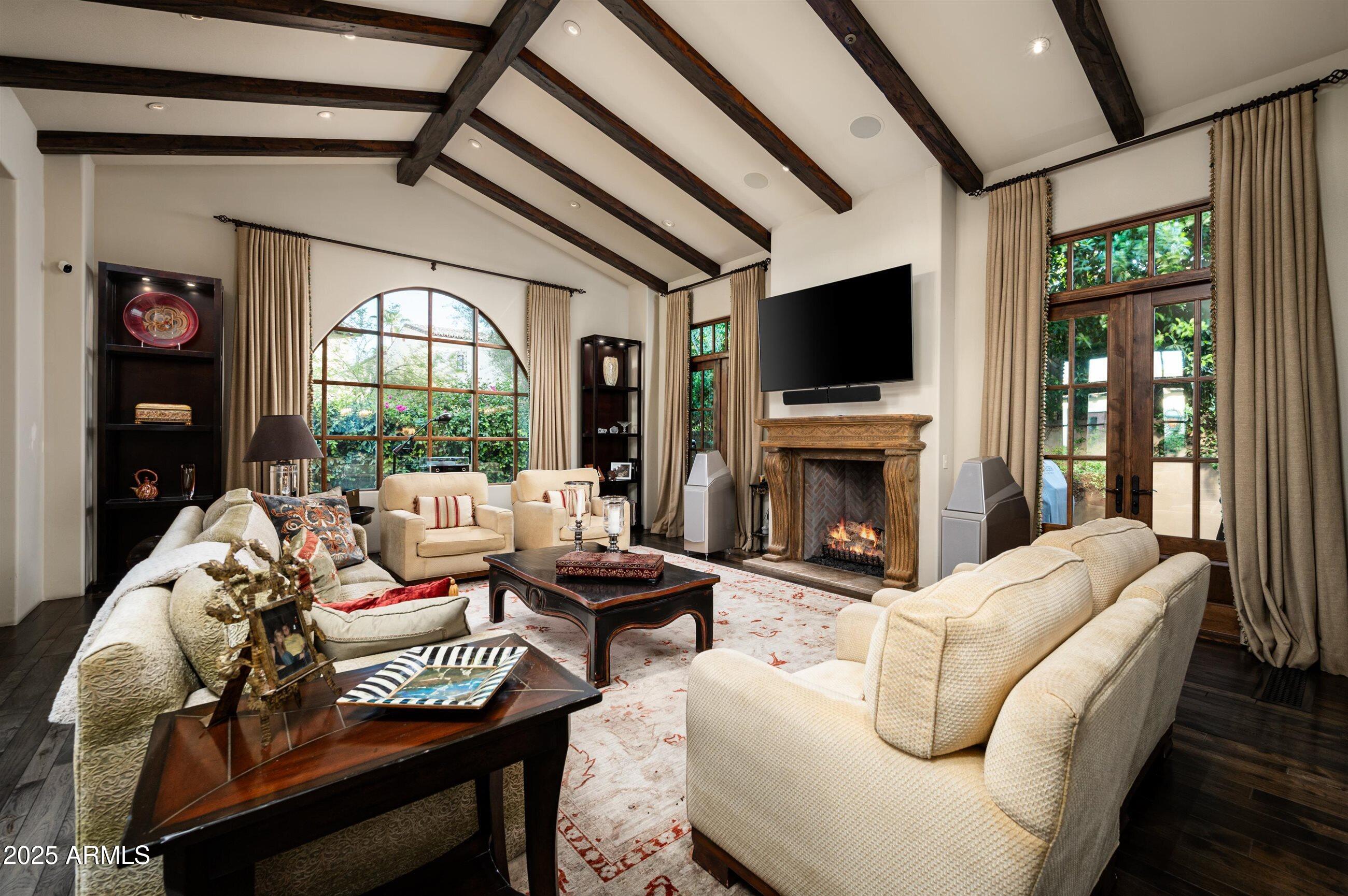 Luxury Villas at Montelucia - Residential