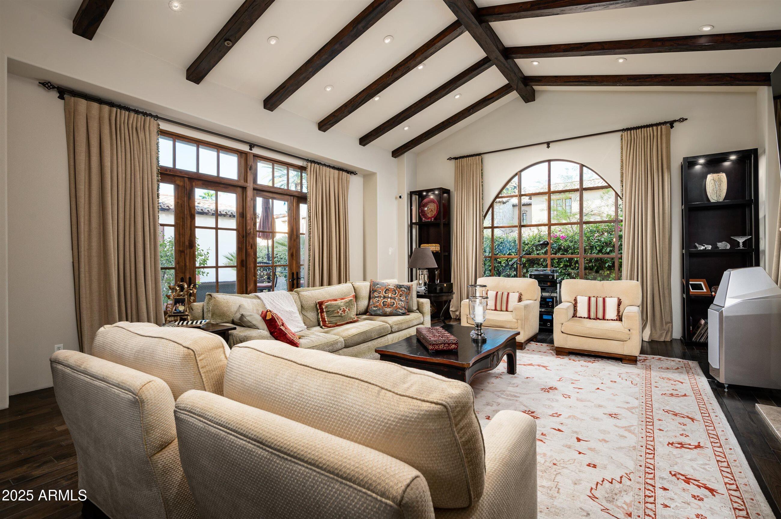 Luxury Villas at Montelucia - Residential