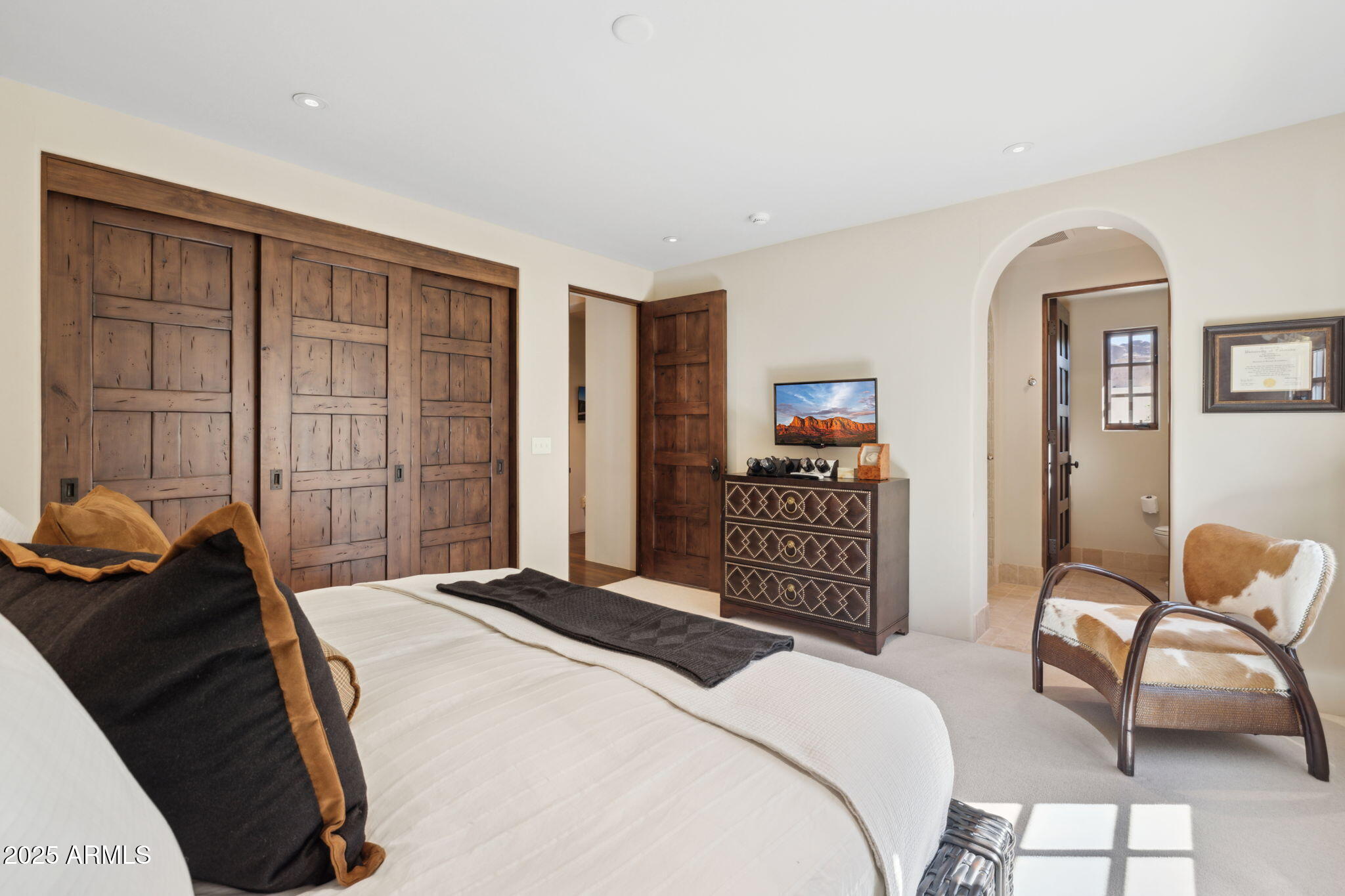 Luxury Villas at Montelucia - Residential