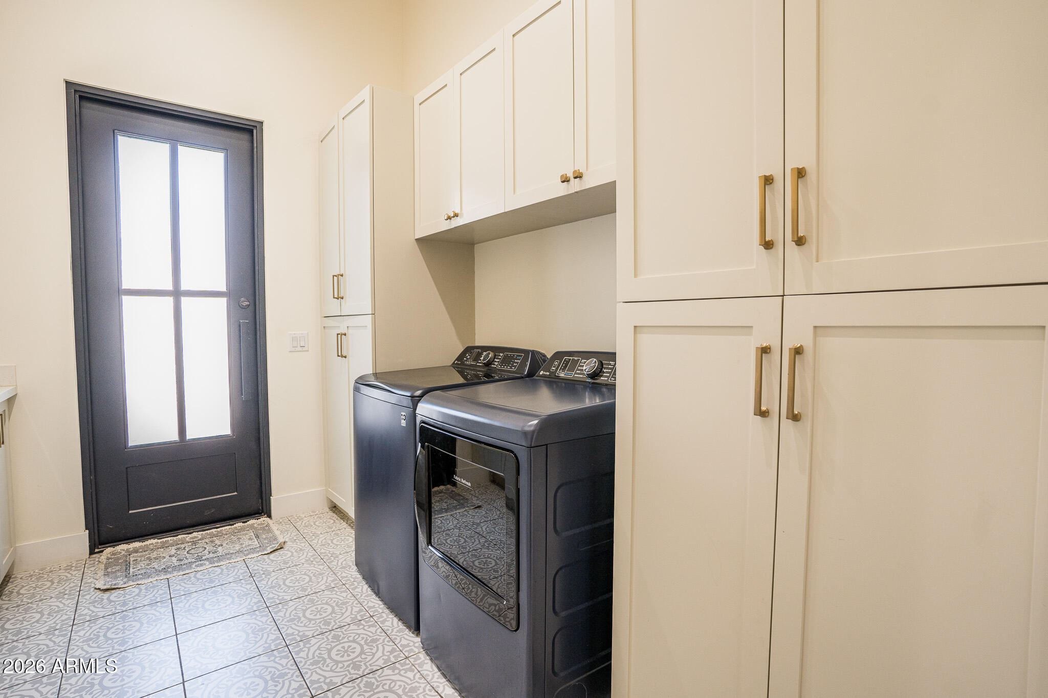 RUSSELL RANCH PHASE 3 REPLAT - Residential