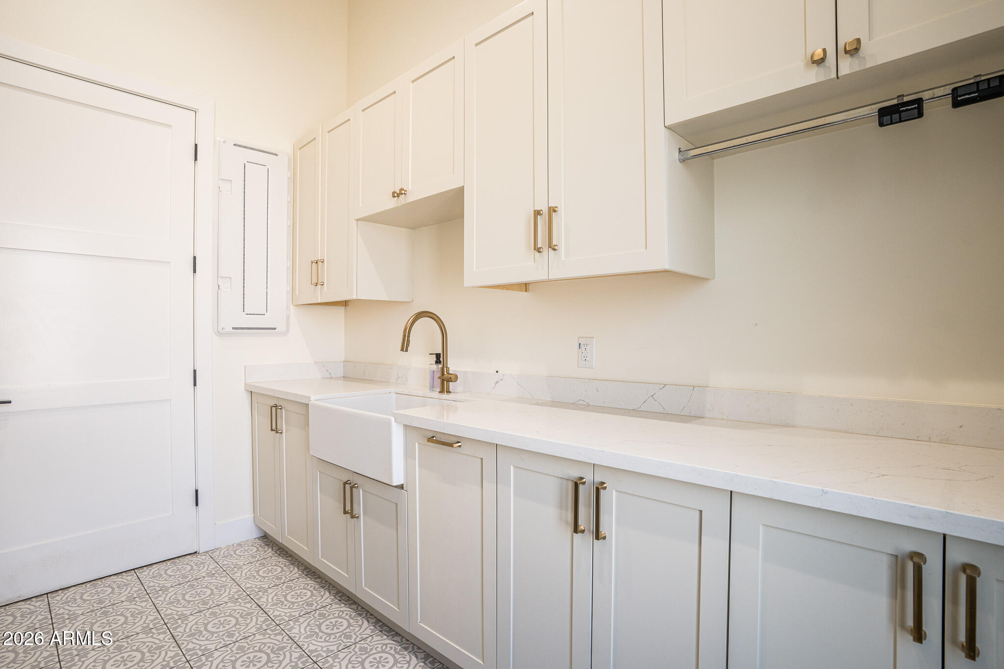 RUSSELL RANCH PHASE 3 REPLAT - Residential