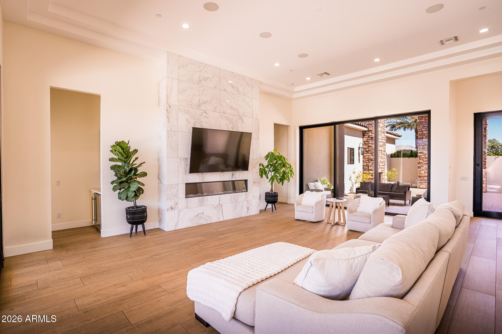 RUSSELL RANCH PHASE 3 REPLAT - Residential