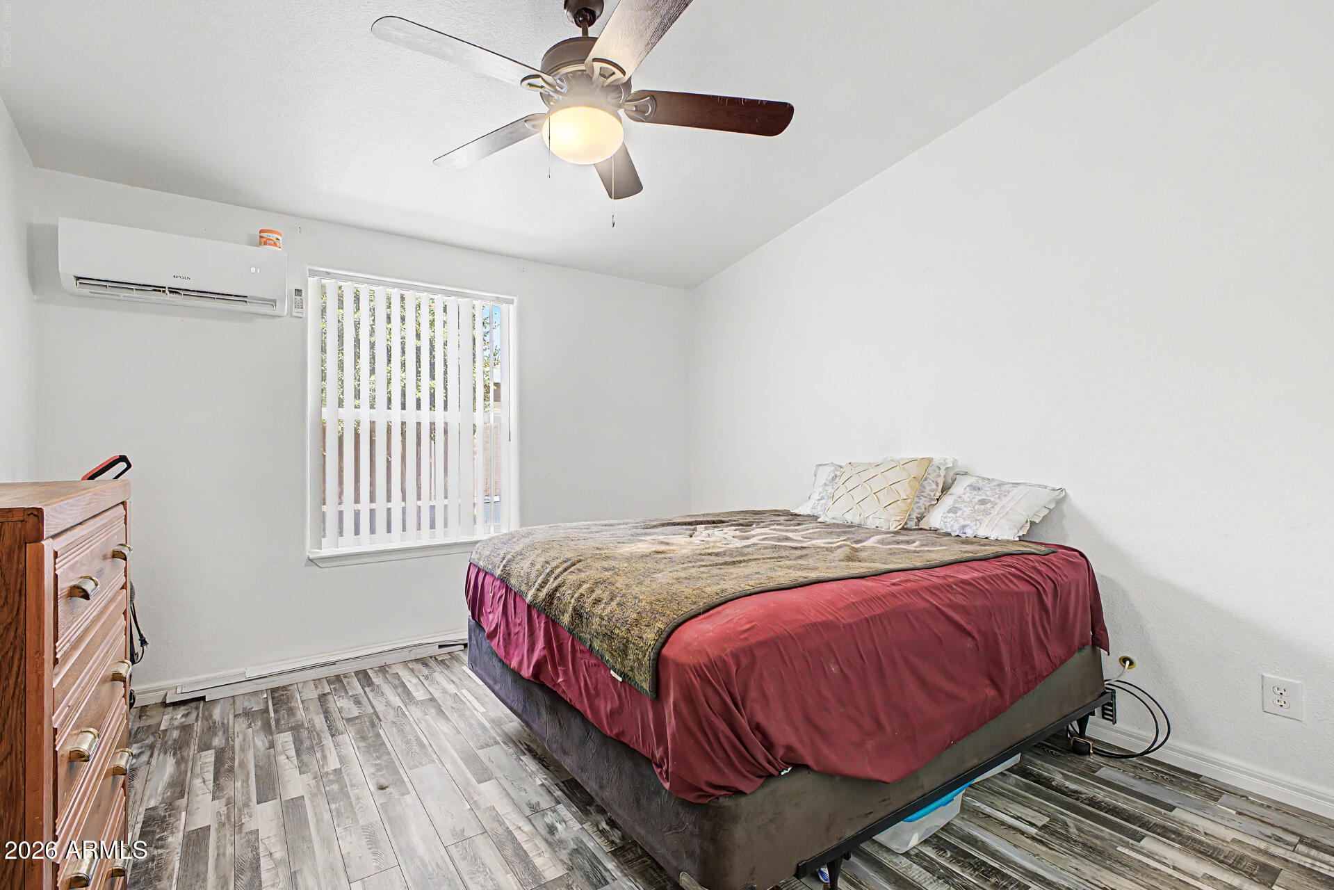 S31 T1N R8E - Residential