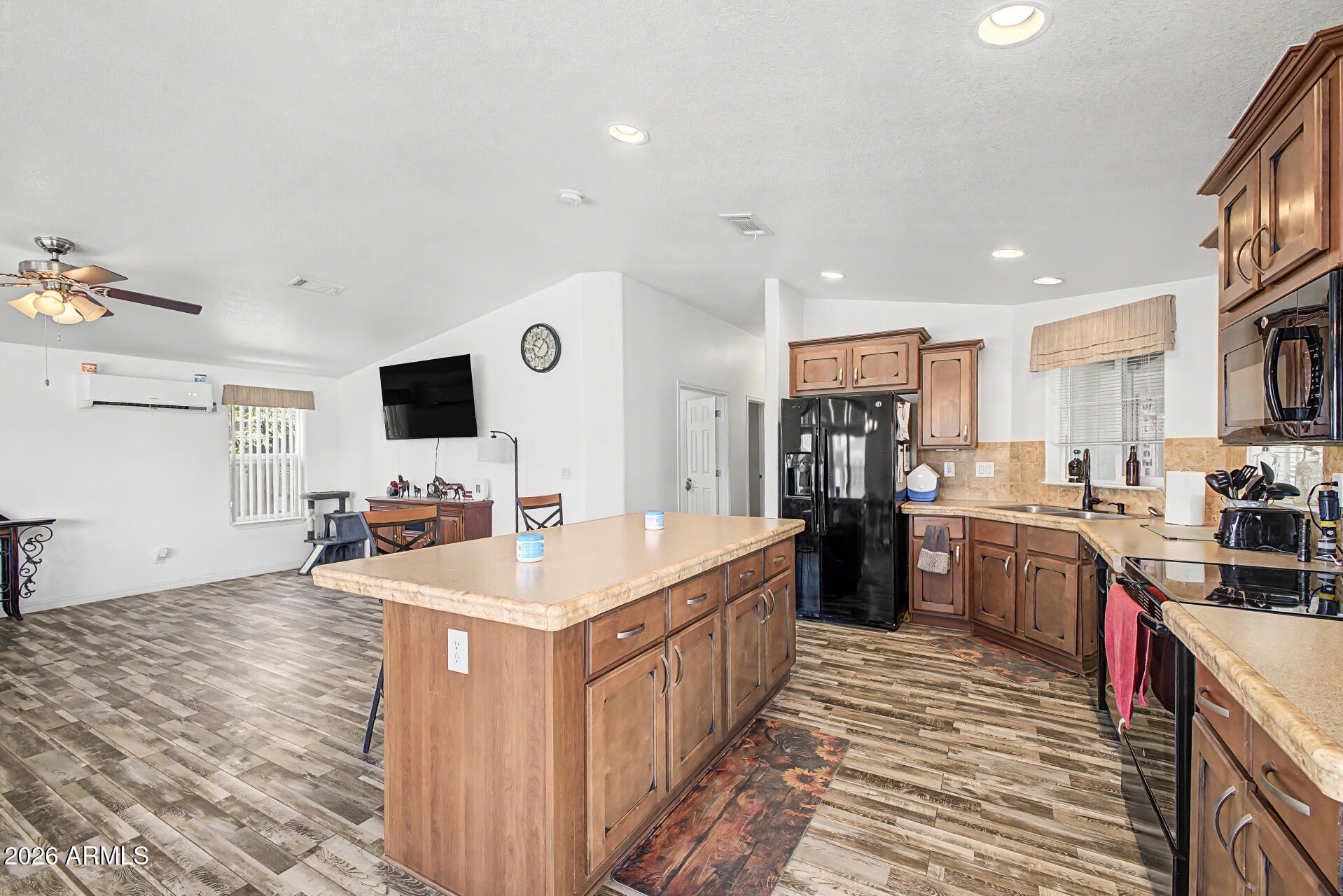 S31 T1N R8E - Residential