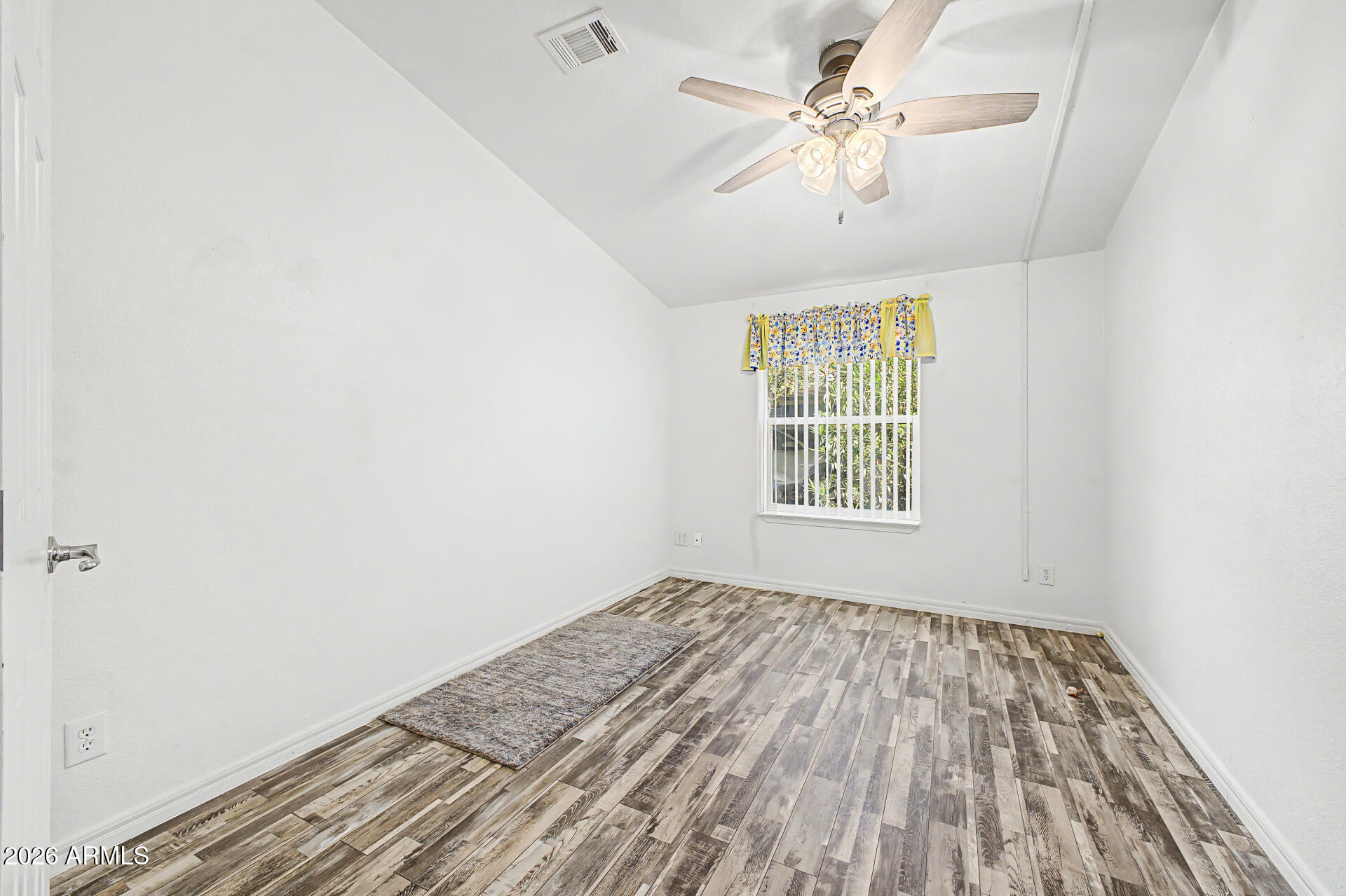 S31 T1N R8E - Residential
