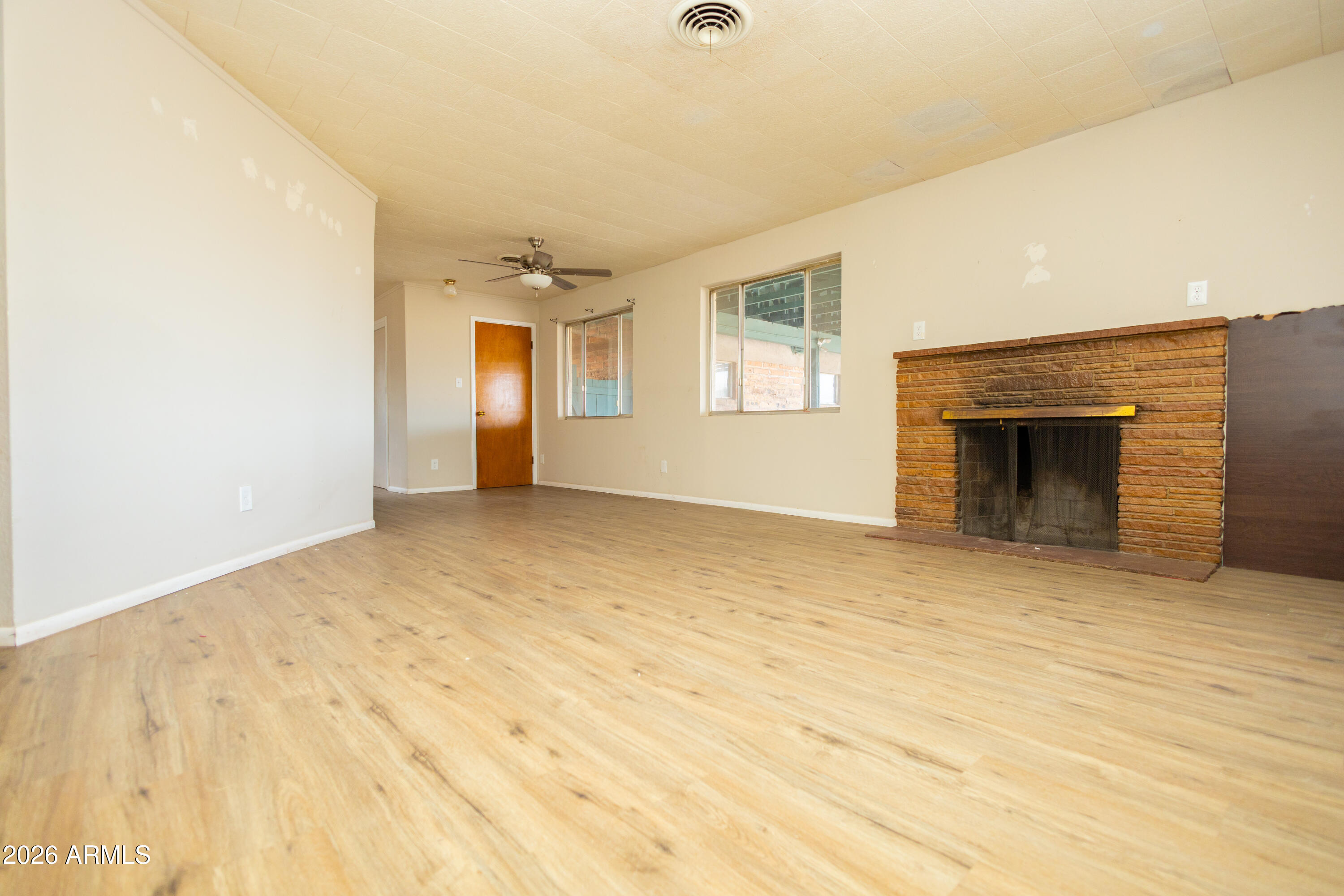 MC CULLAR - Residential
