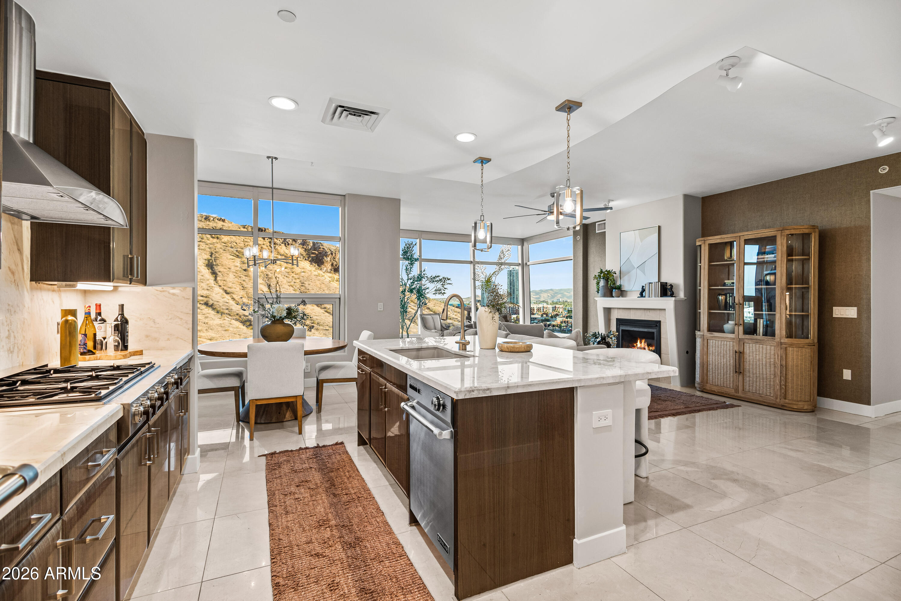 BRIDGEVIEW AT HAYDEN FERRY LAKESIDE CONDOMINIUM AM - Residential