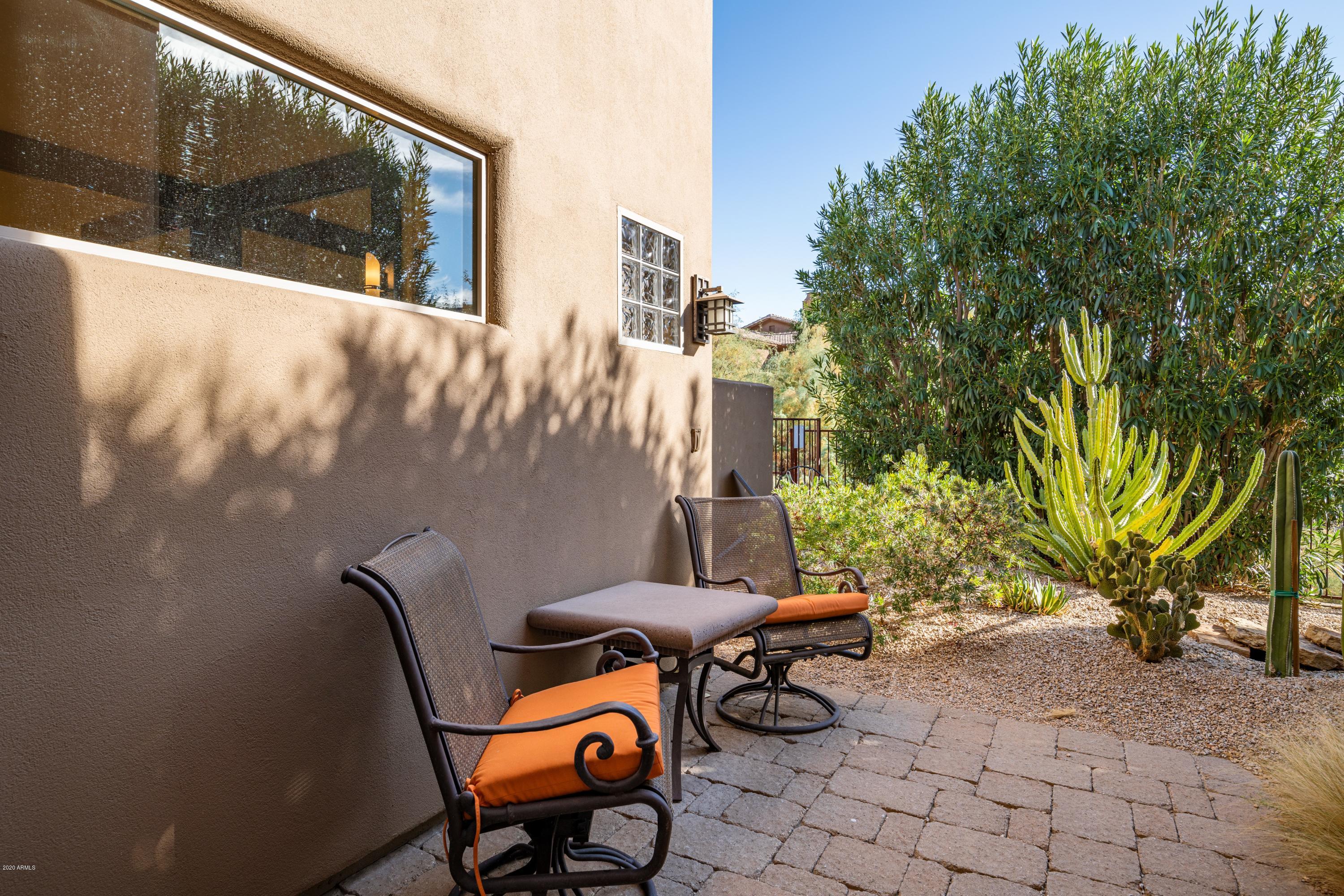 DESERT SUMMIT - Residential