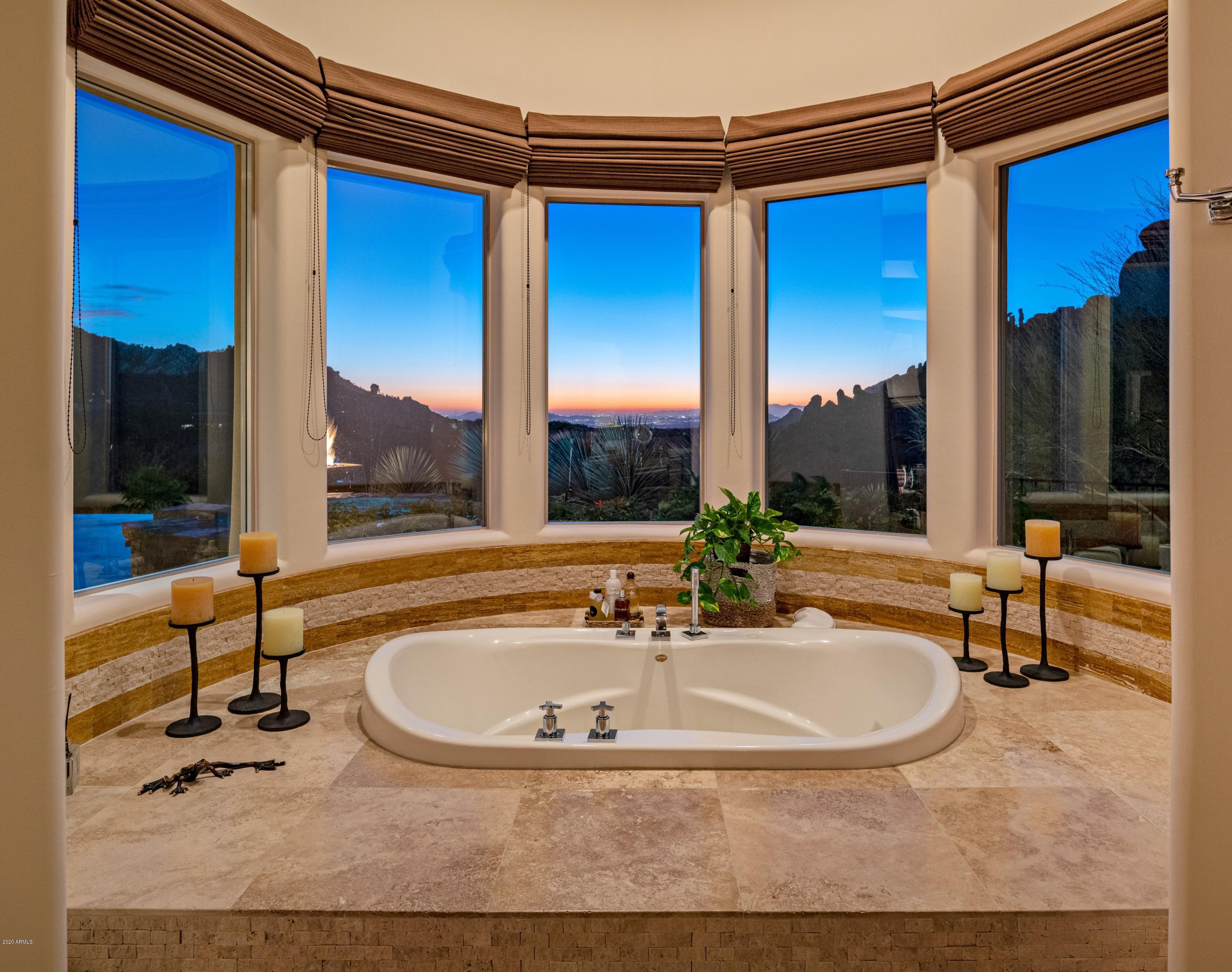 DESERT SUMMIT - Residential