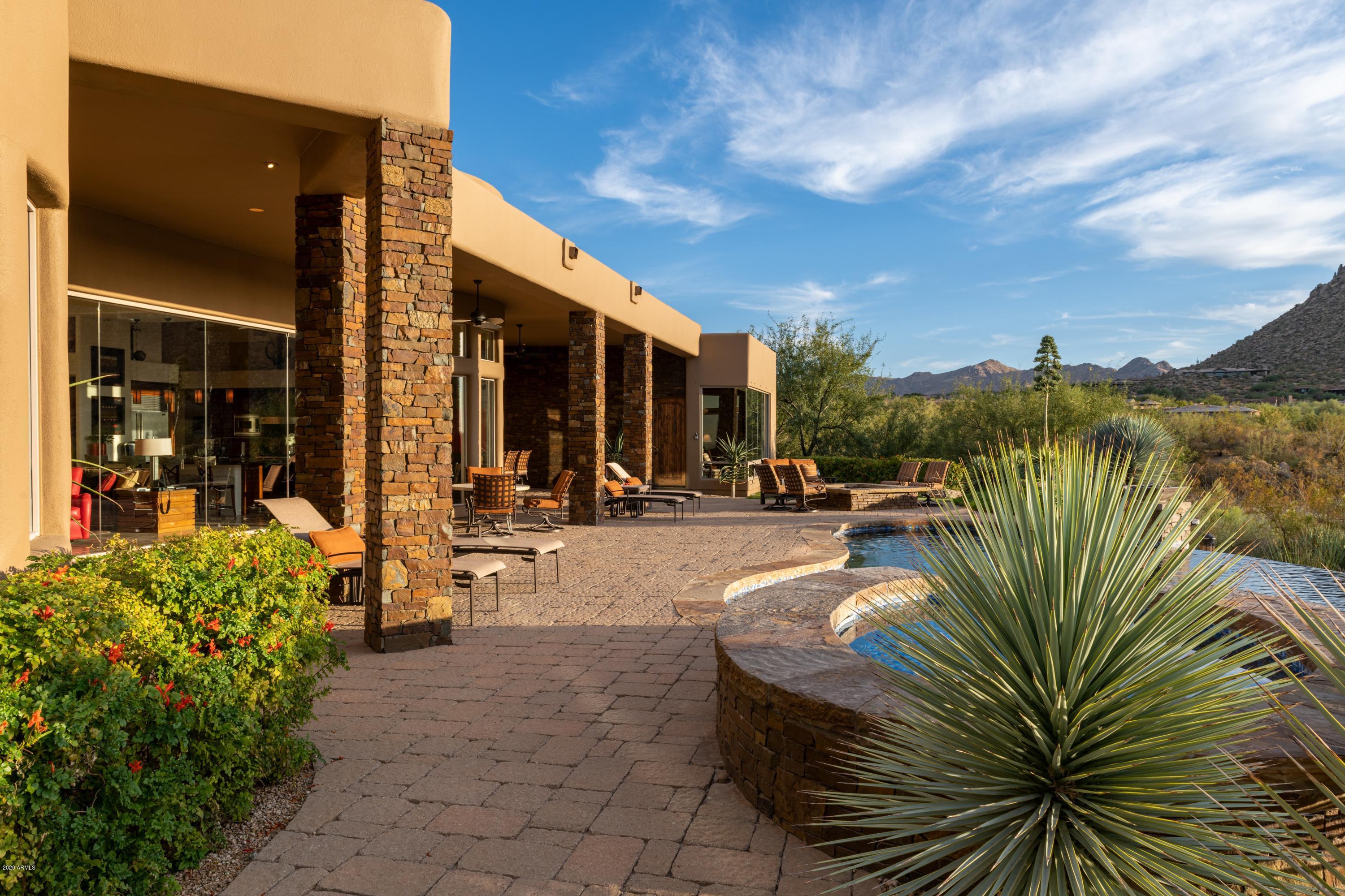 DESERT SUMMIT - Residential