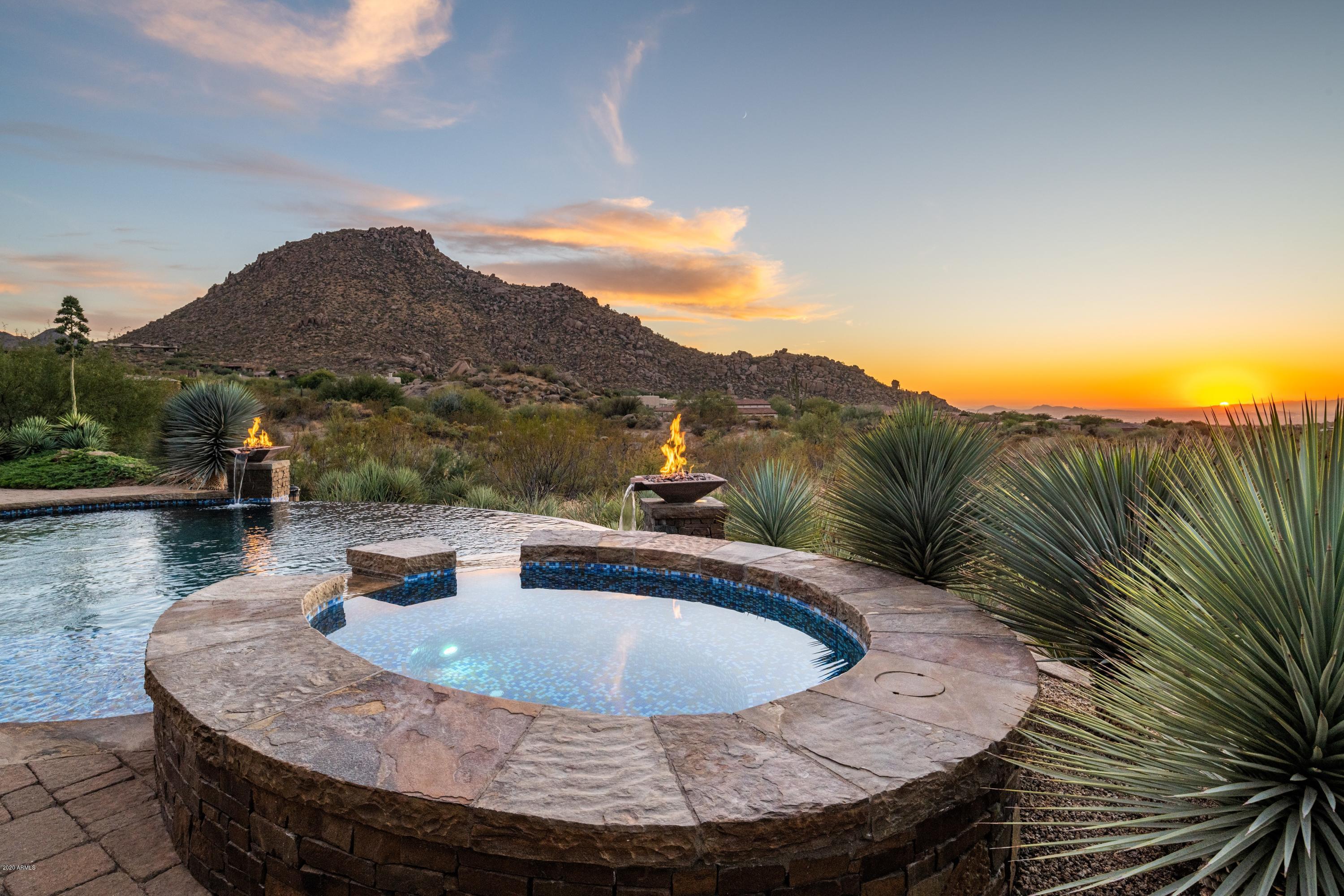 DESERT SUMMIT - Residential