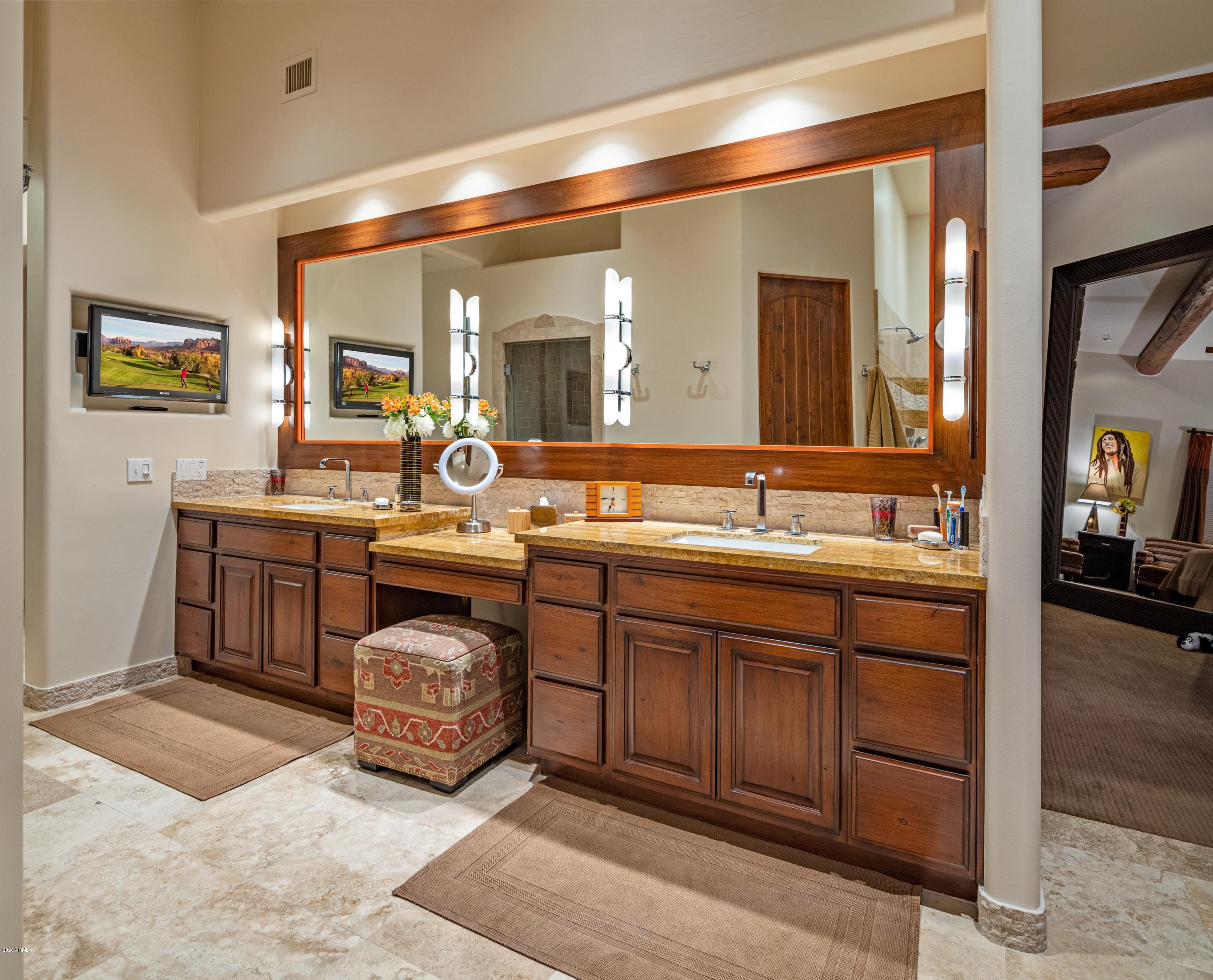 DESERT SUMMIT - Residential