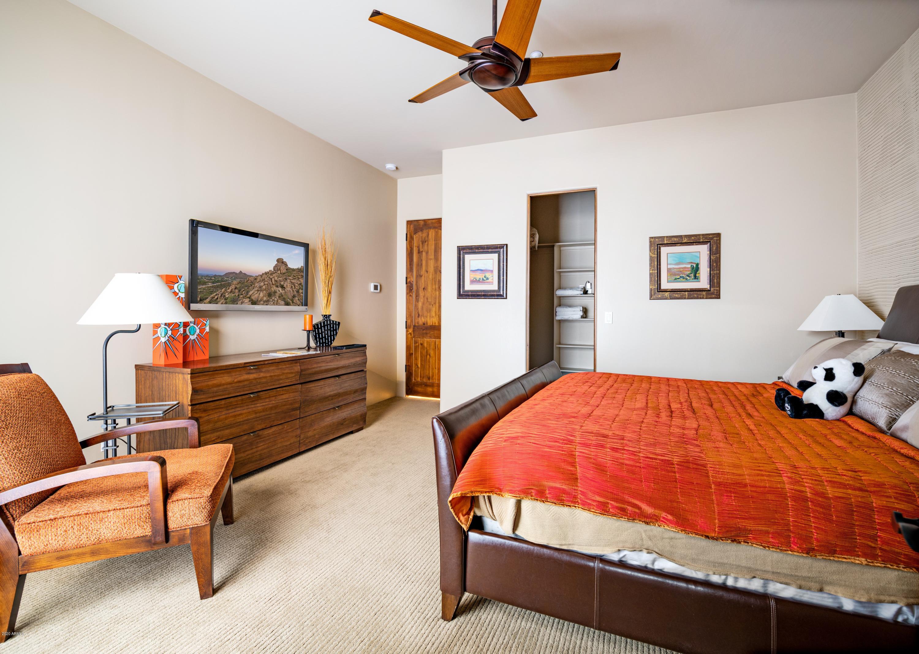 DESERT SUMMIT - Residential