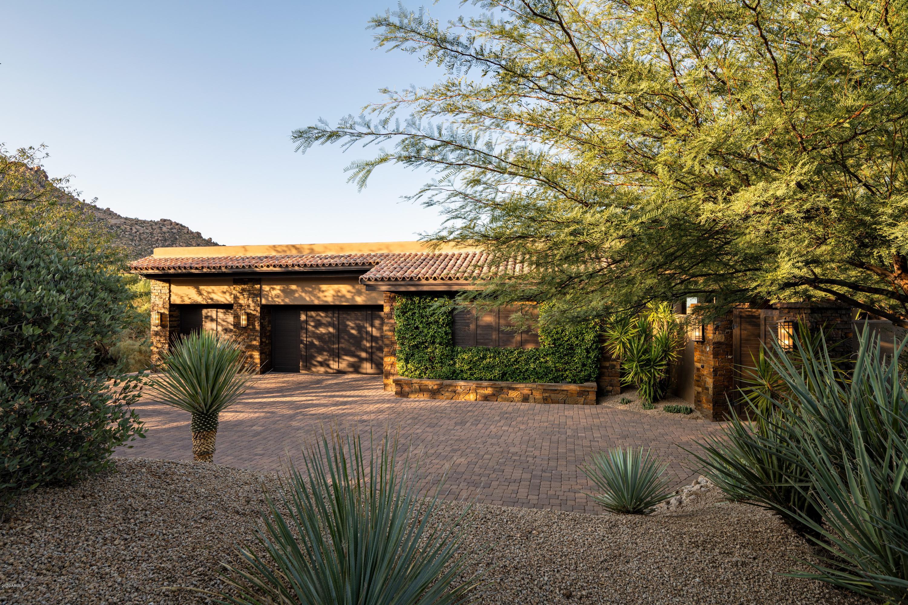 DESERT SUMMIT - Residential
