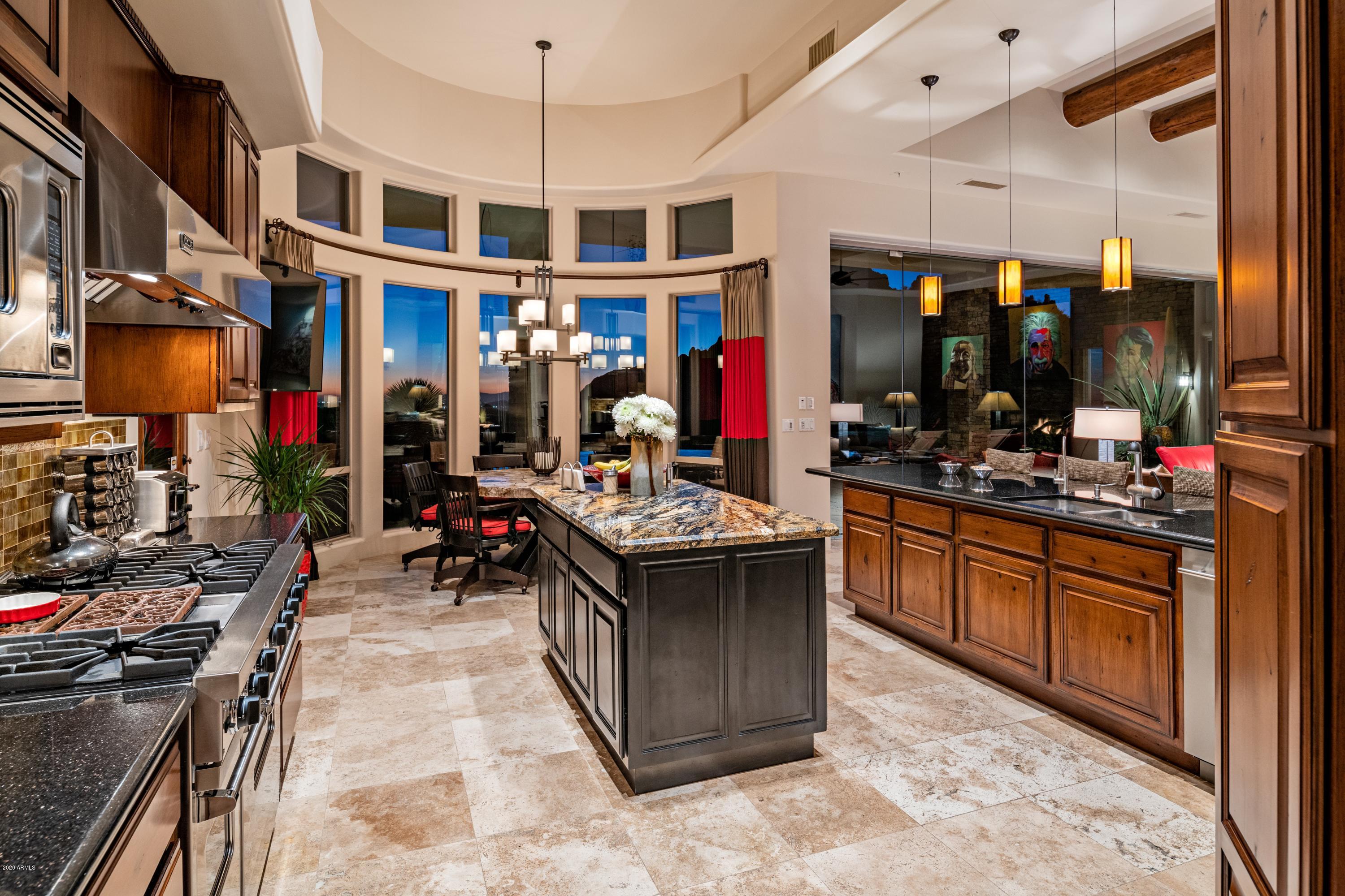 DESERT SUMMIT - Residential