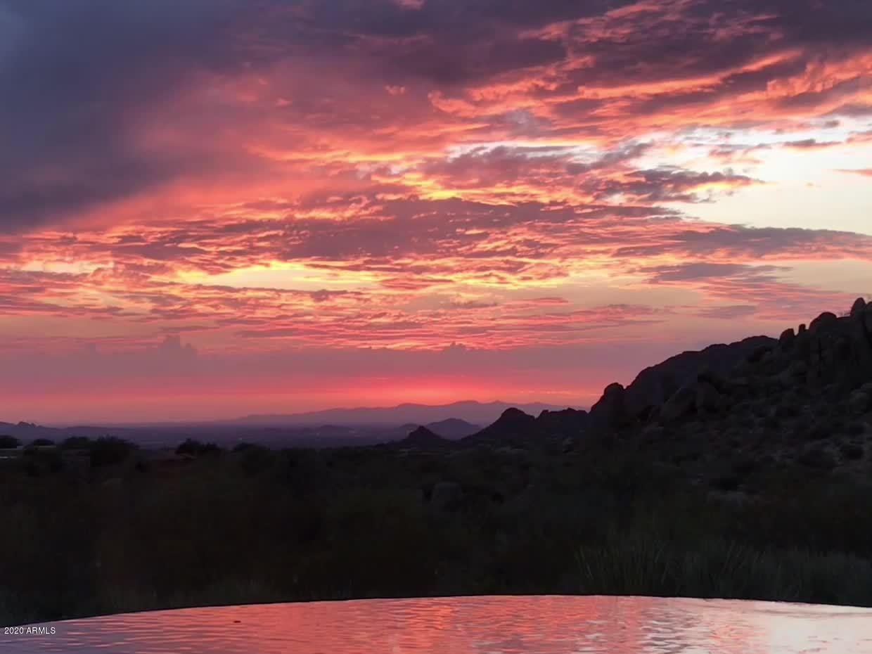 DESERT SUMMIT - Residential