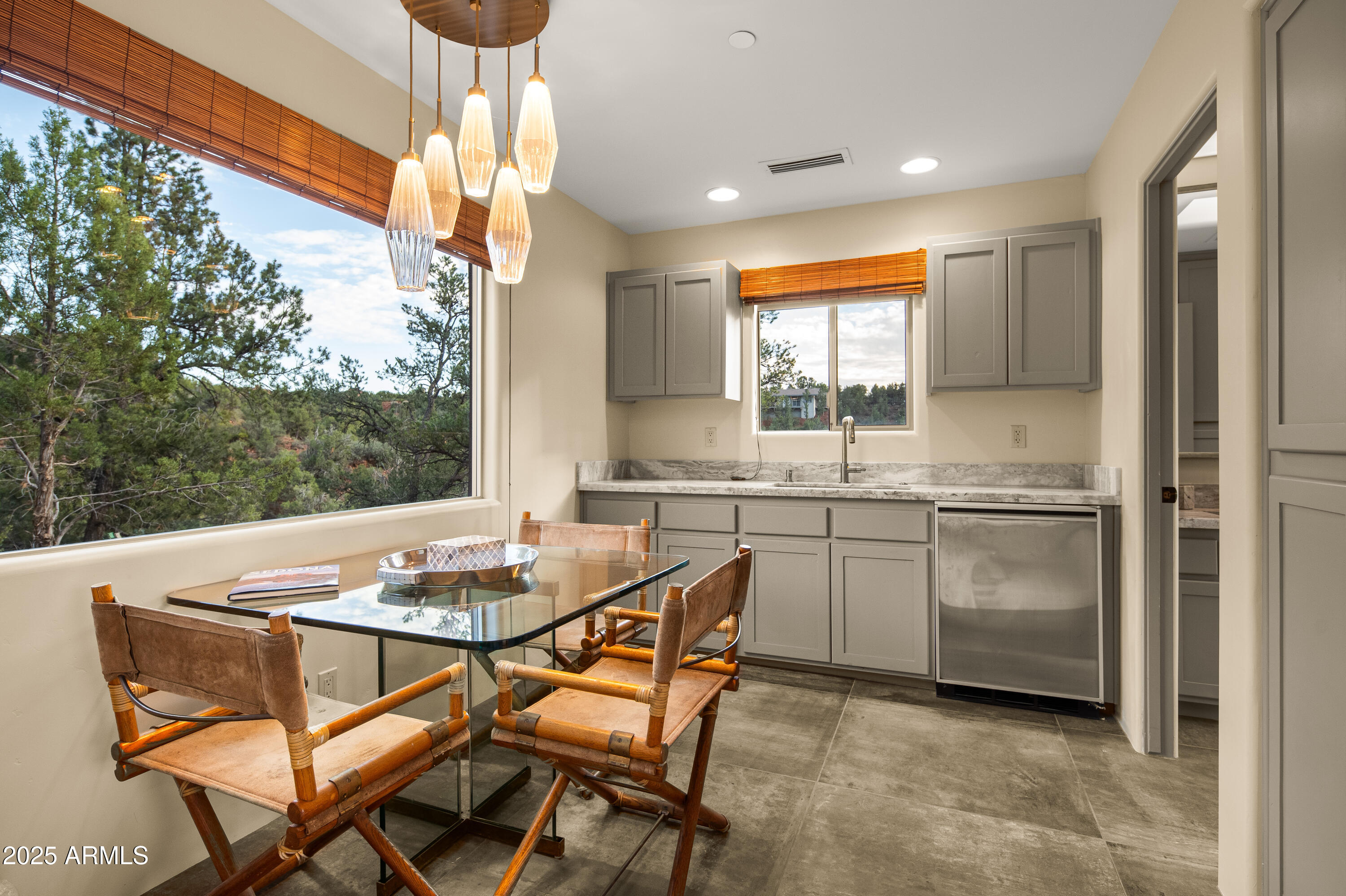 THE ESTATES AT NORTH SLOPES - Residential