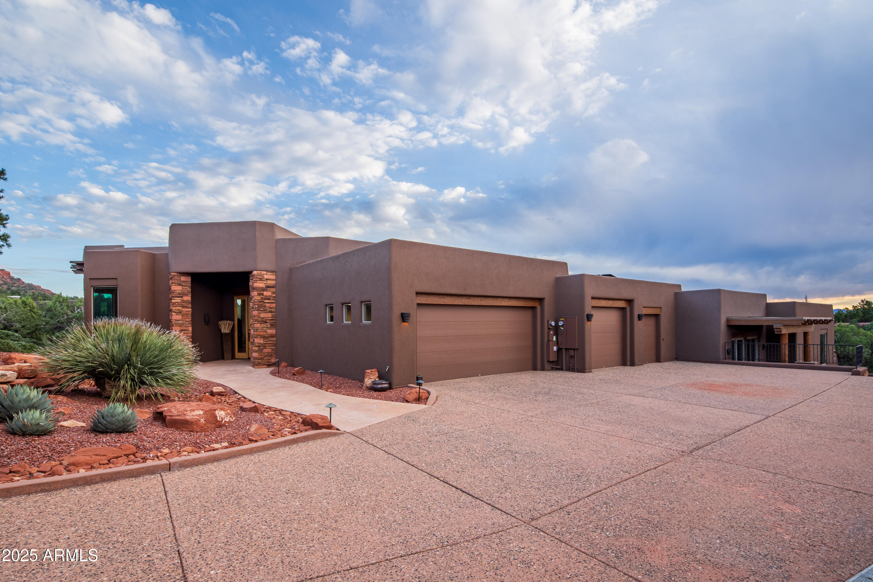 THE ESTATES AT NORTH SLOPES - Residential