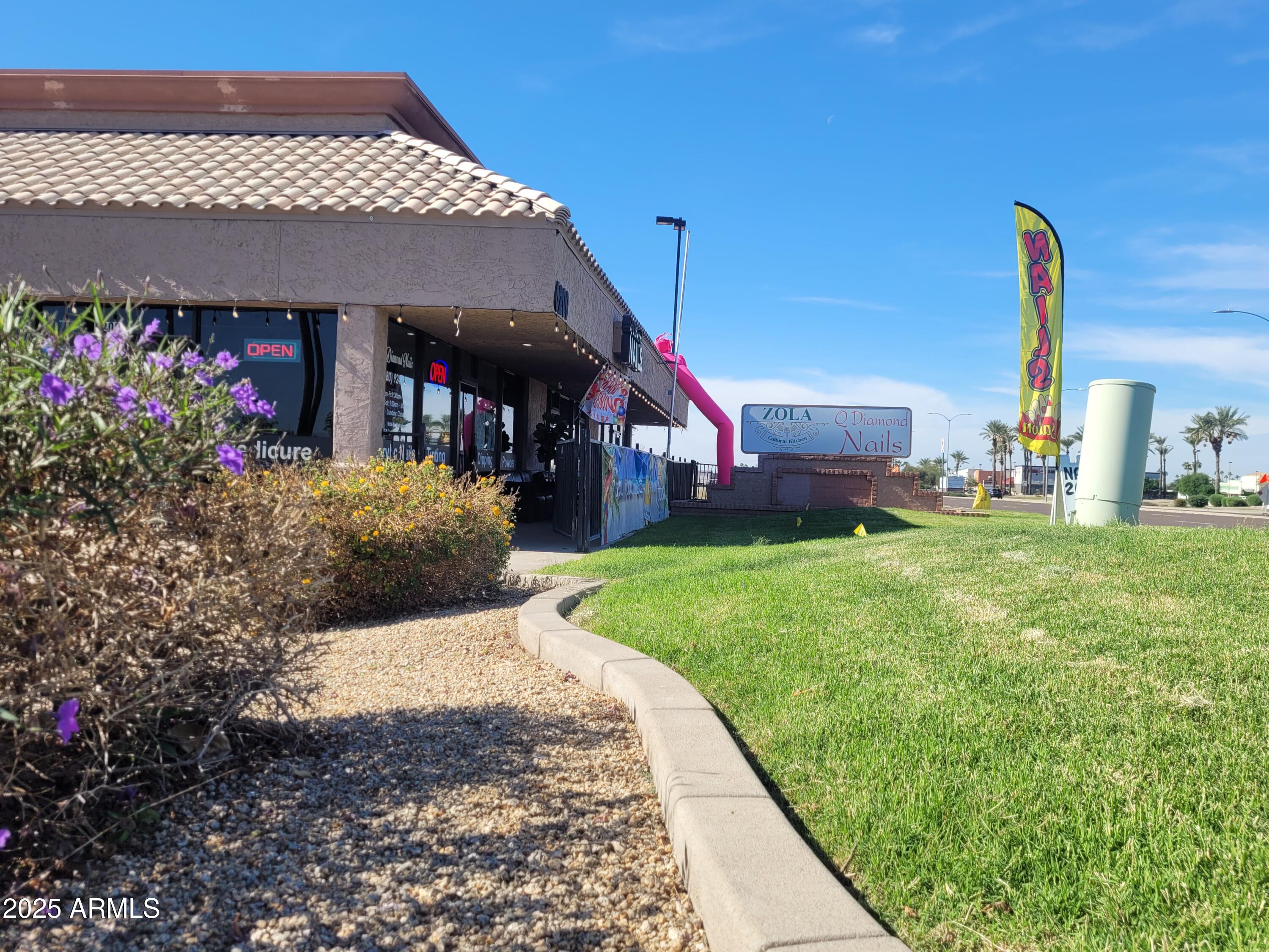 MAIN STREET PLAZA - Commercial Sale